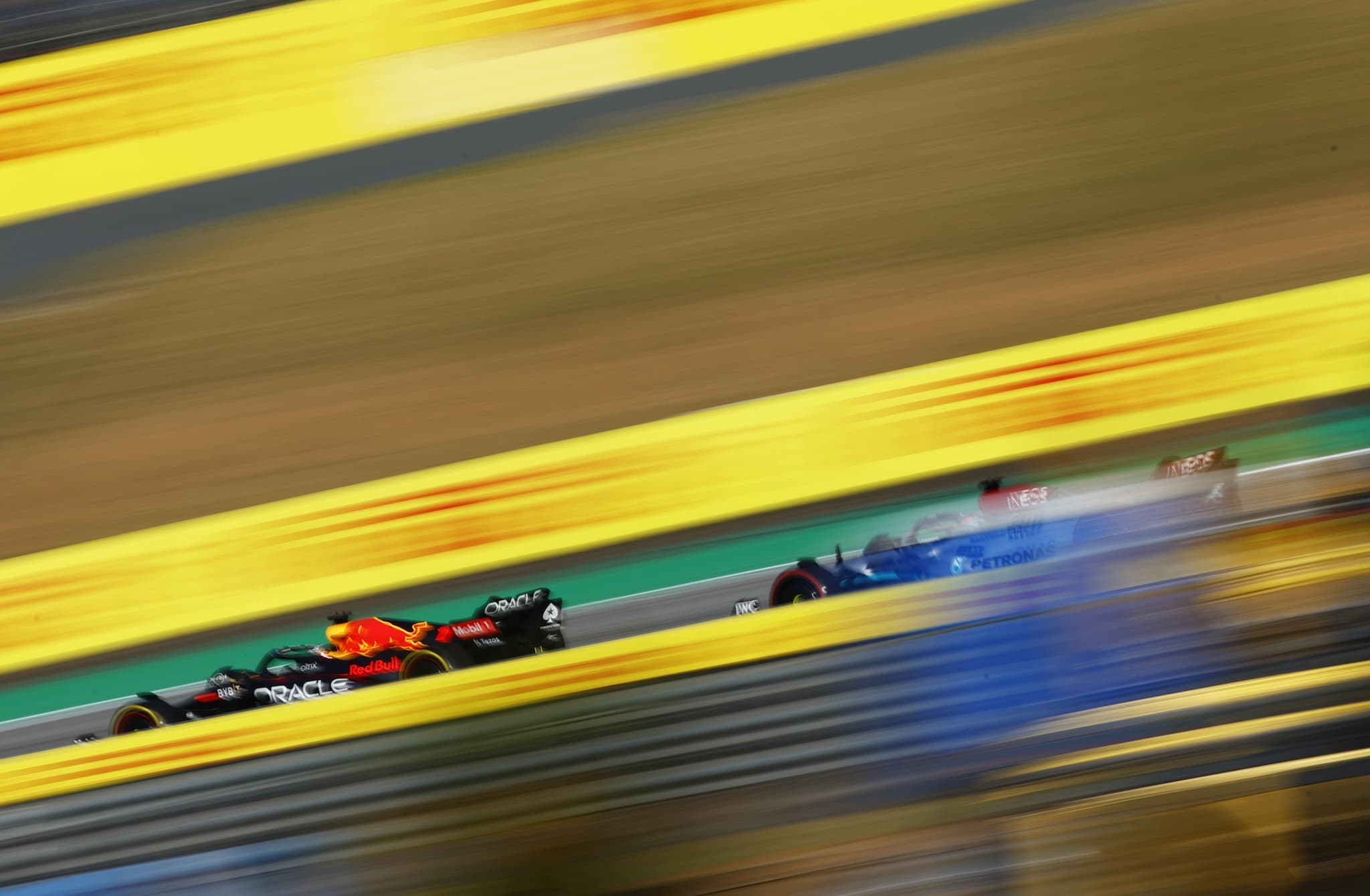 Wcześniejszy DRS i przegląd przepisów - kolejne zmiany w F1