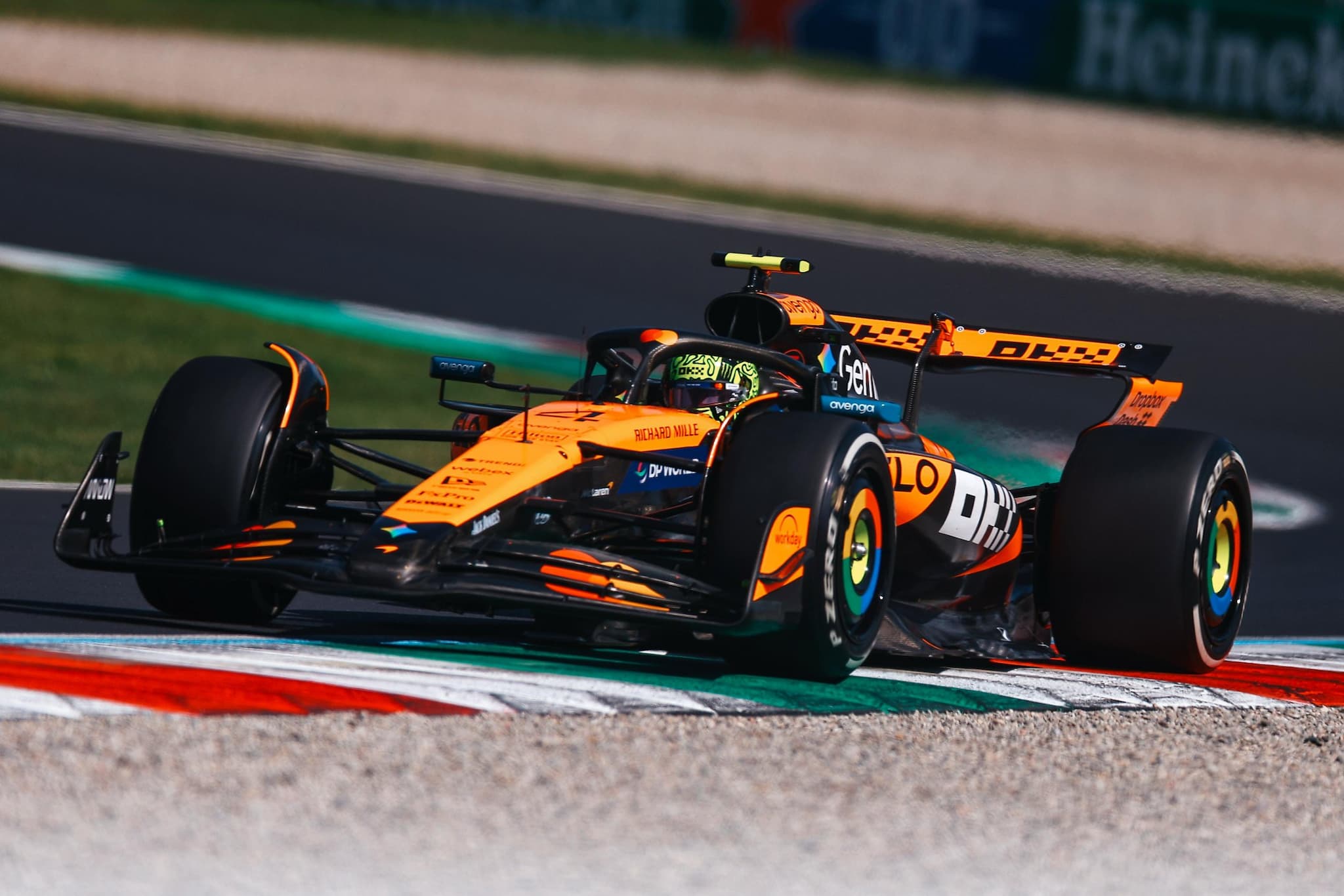 Leclerc tuż za Norrisem w ostatnim treningu F1 przed GP Włoch 2025