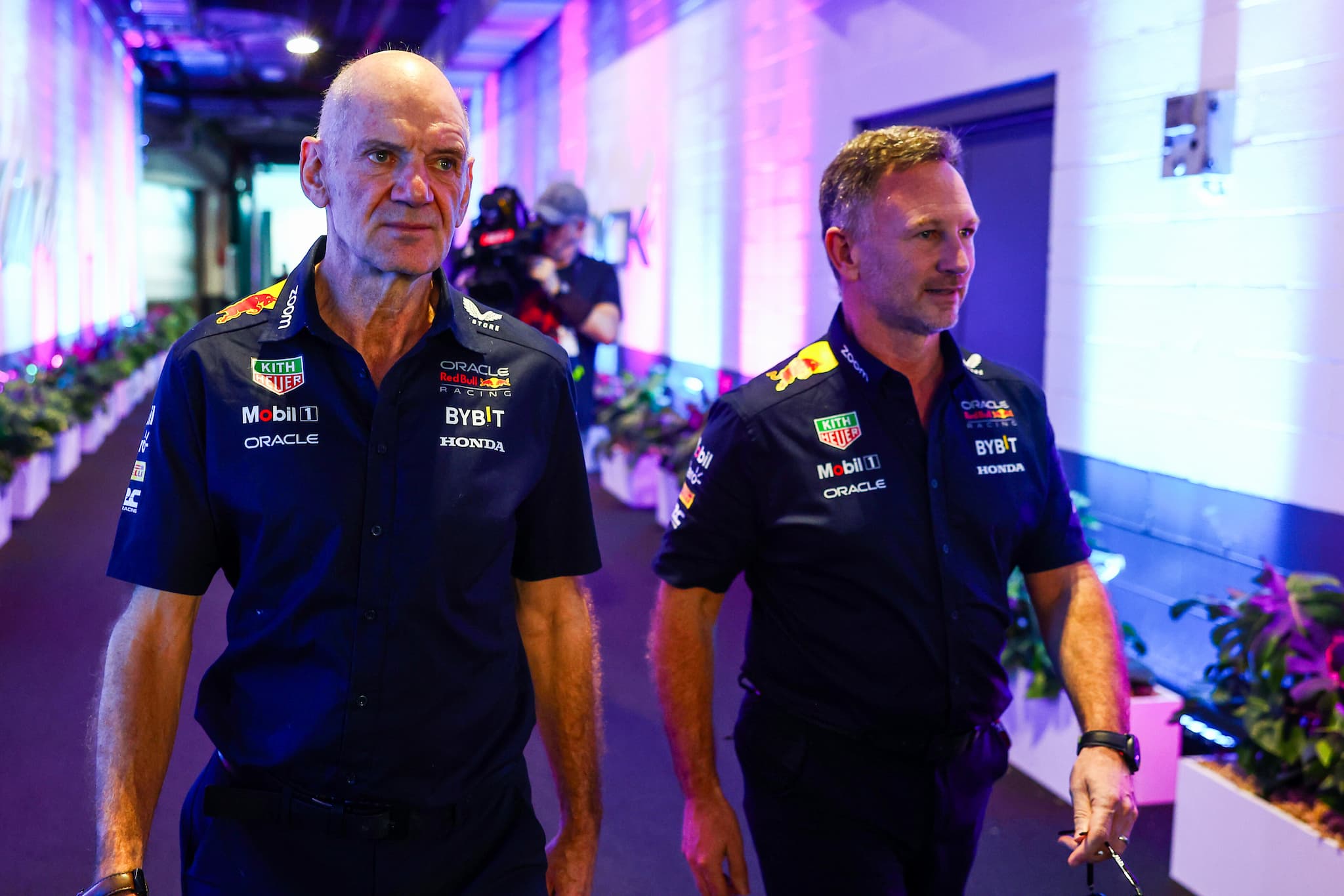 Adrian Newey podpadł Red Bullowi huczną prezentacją w Astonie Martinie