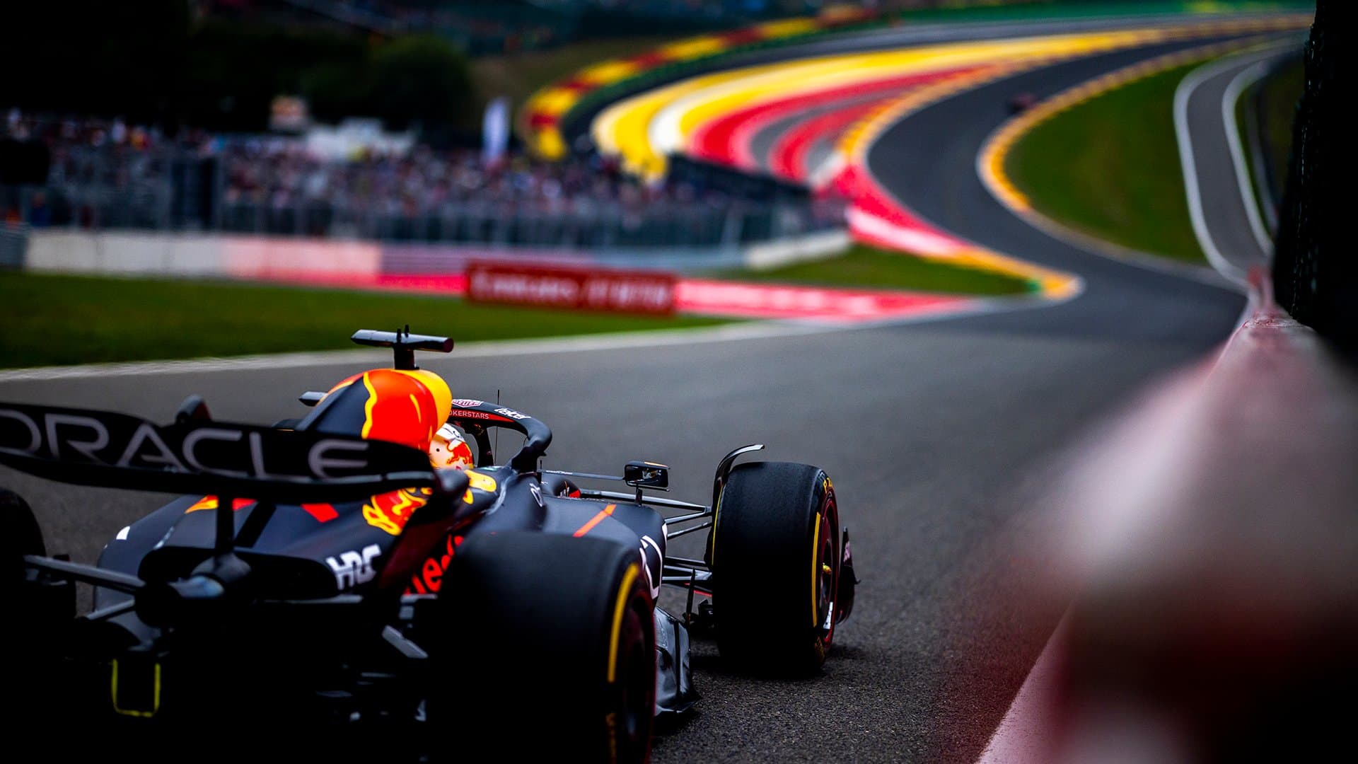 Verstappen najszybszy, ale to Sainz zgarnął pole position!