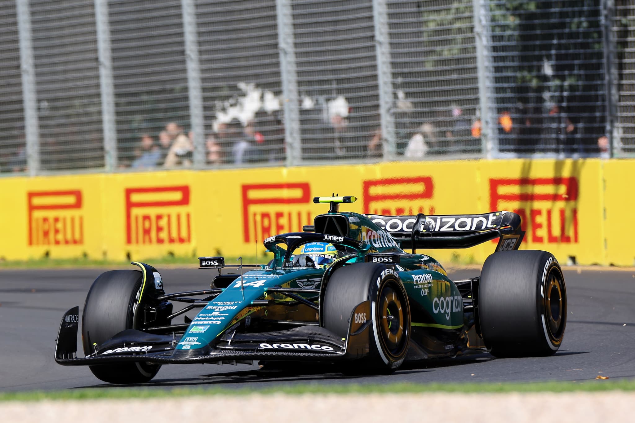 FP2: Alonso z najlepszym czasem w częściowo deszczowym treningu