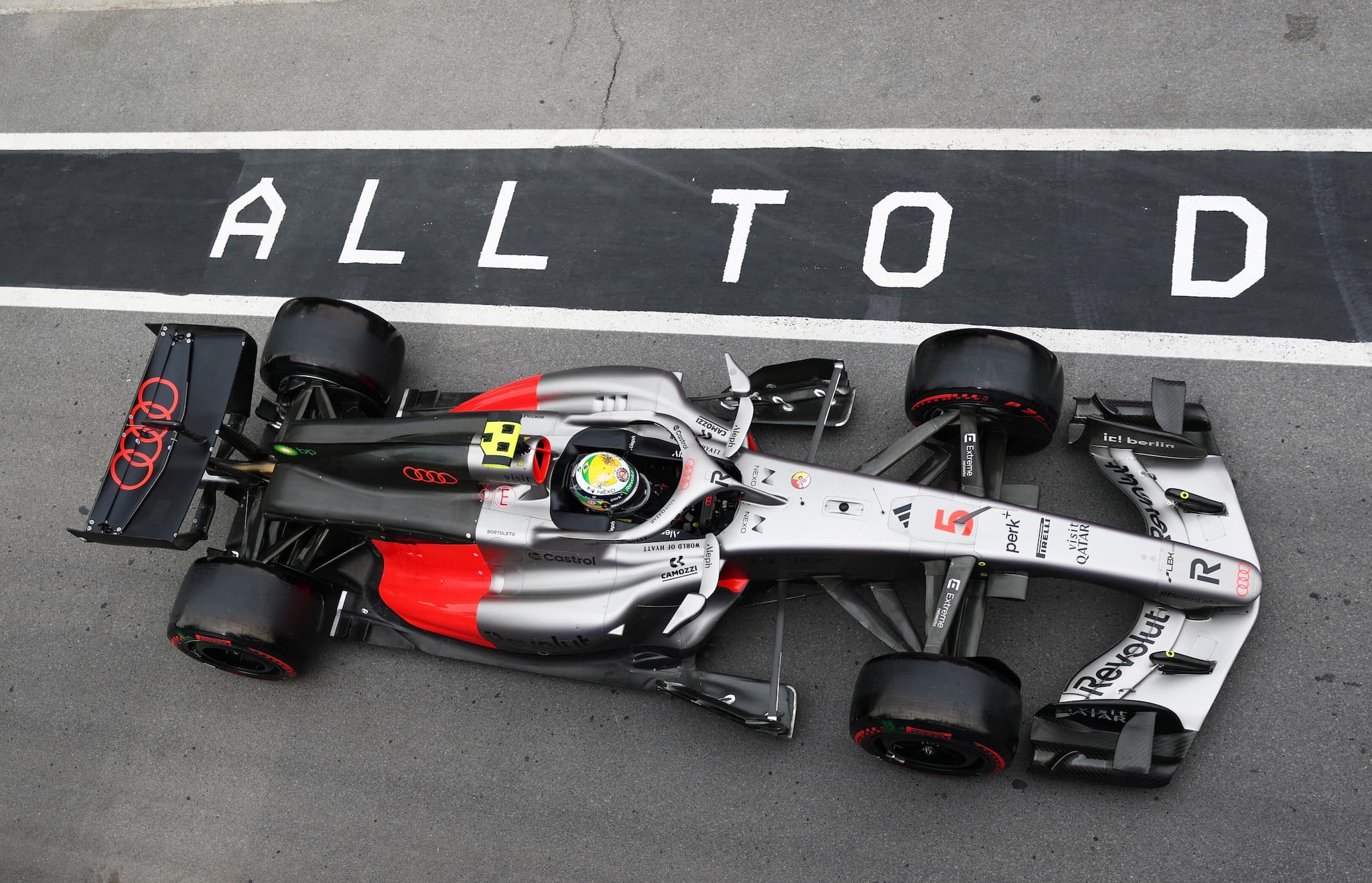 F1 wprowadzi zmiany silnikowe, ale stopniowo