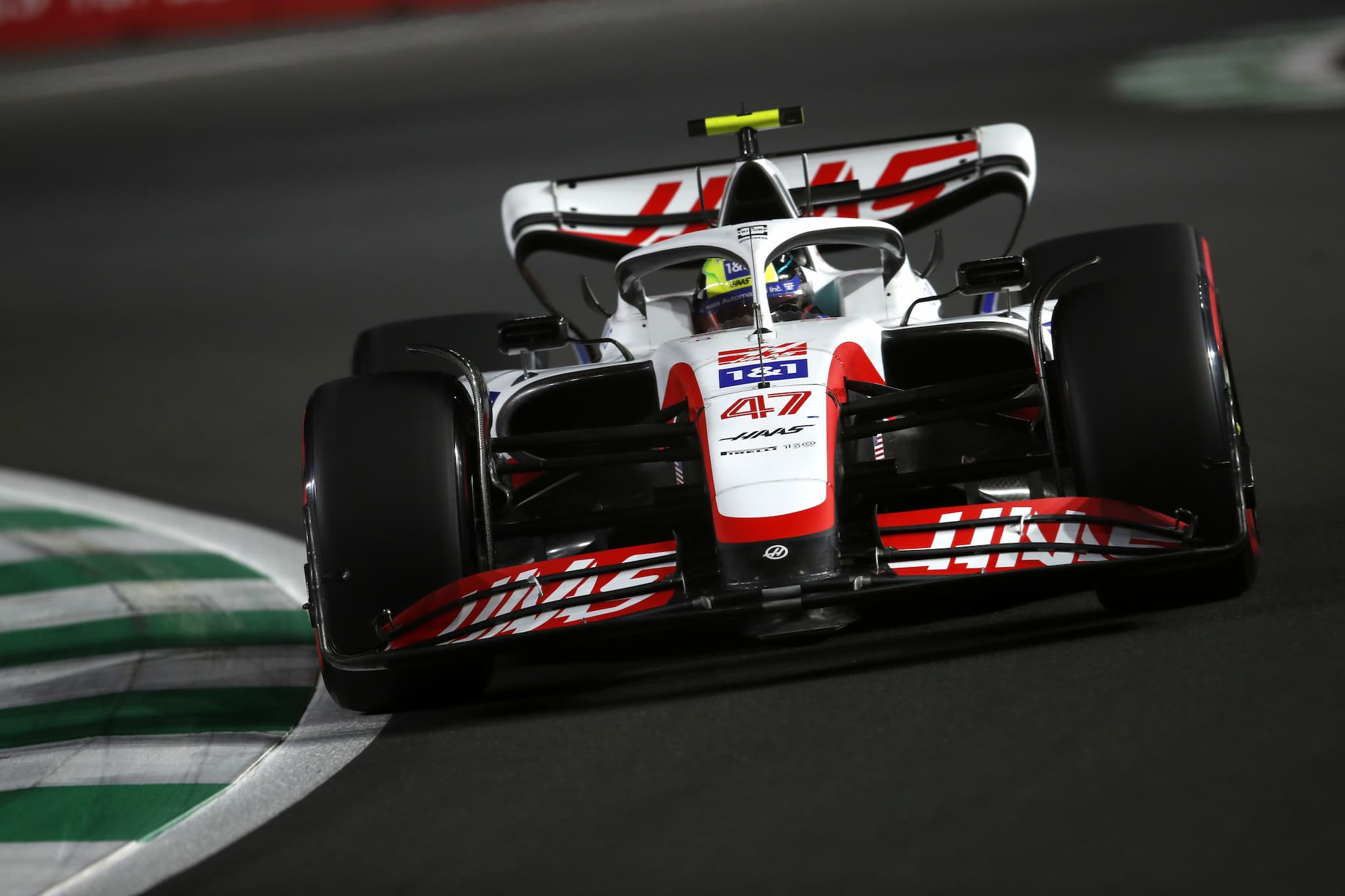 Steiner zaprasza FIA do codziennej kontroli współpracy z Ferrari