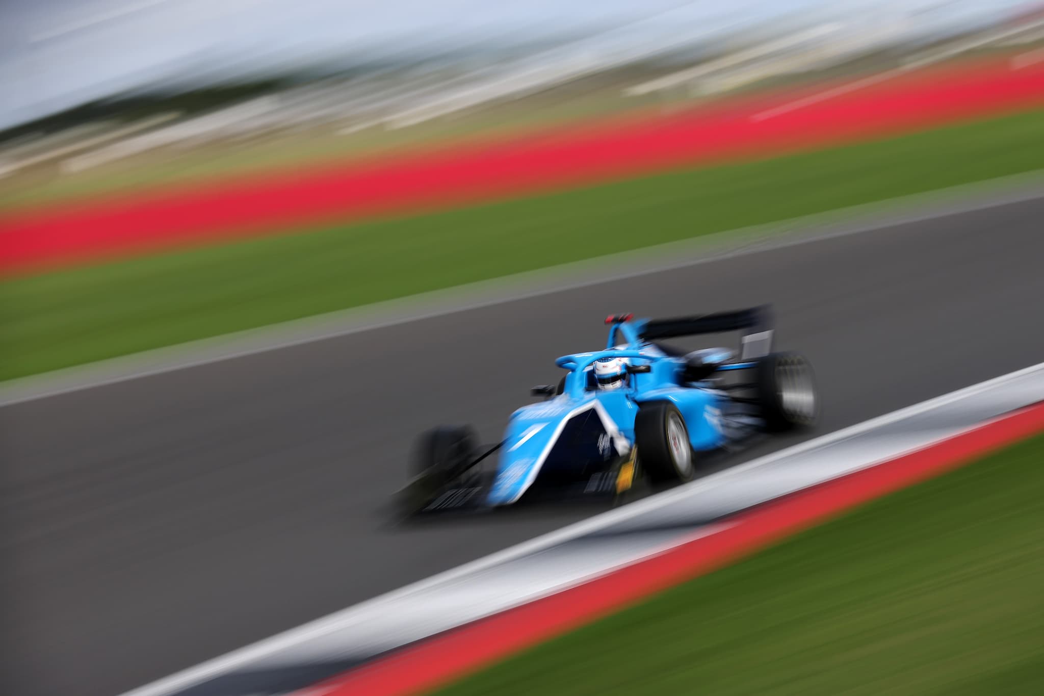 Co oglądać w weekend? Jadą Kucharczyk, Biliński, WEC i IndyCar (rozkład jazdy)