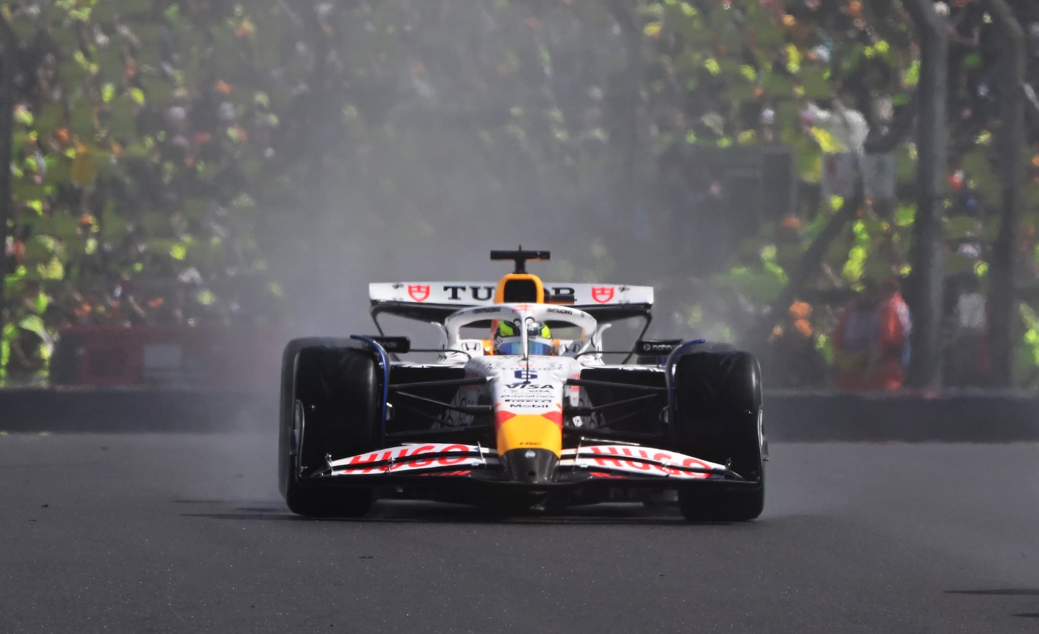 F1: Hadjar uniknął kary za wjechanie w Antonellego, Haasy nie poniosły konsekwencji
