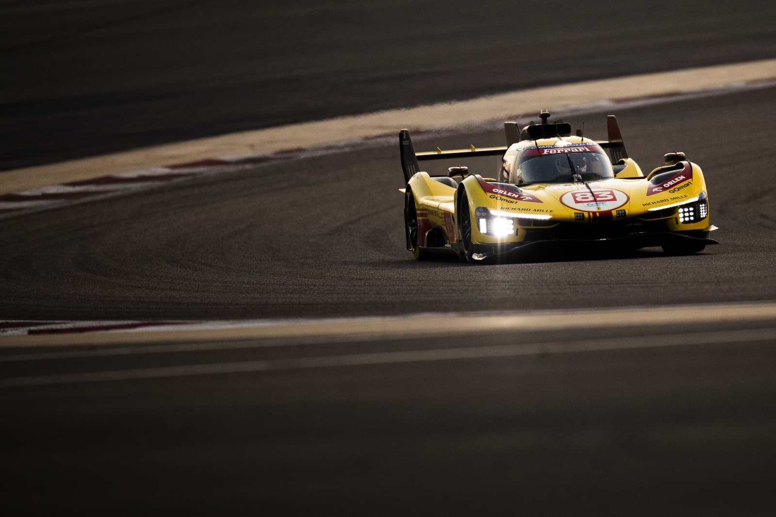 Toyota z mistrzostwem WEC, słaby wyścig żółtego Ferrari
