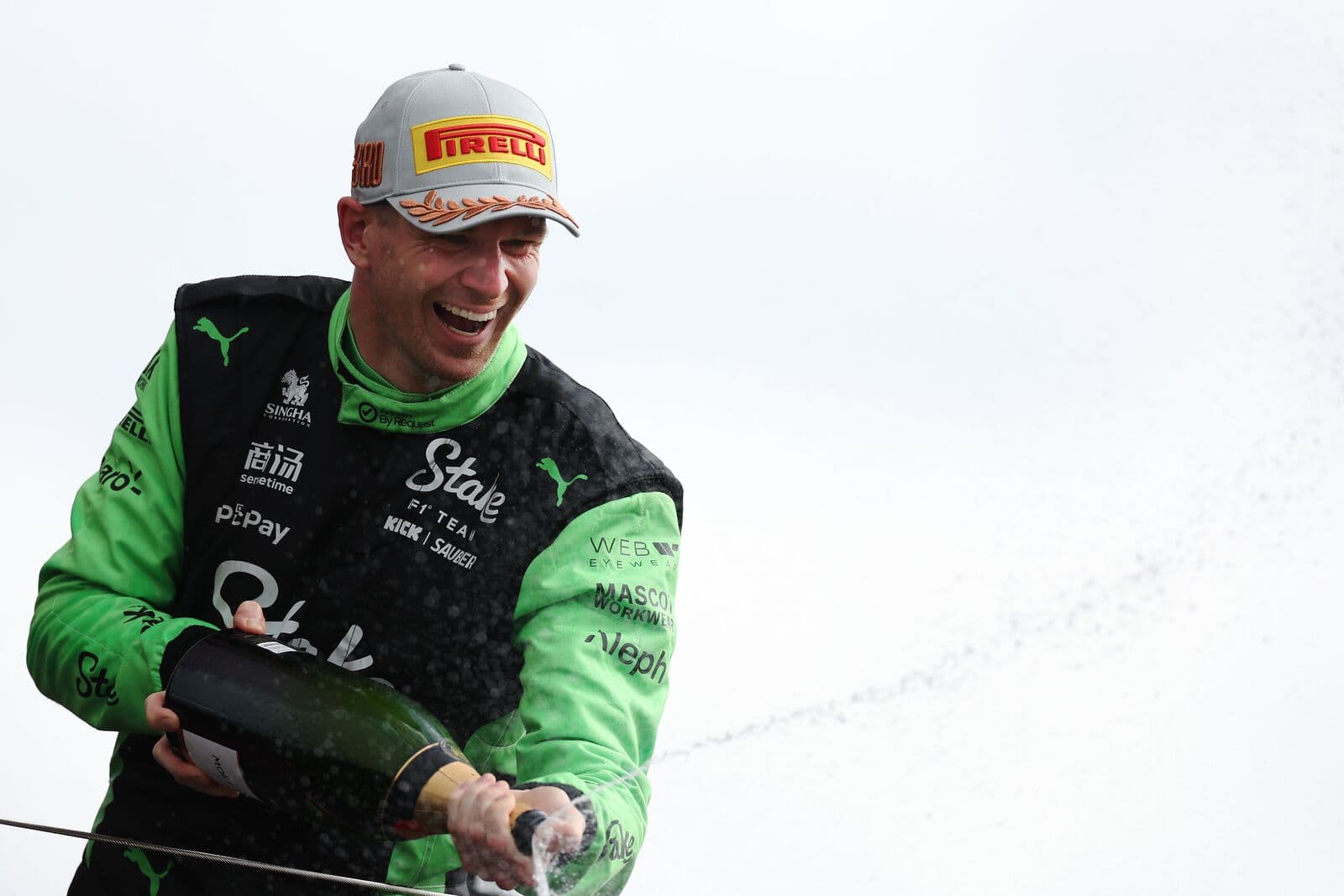 „W końcu zamknie usta krytykom”. Kierowcy F1 docenili podium Hulkenberga