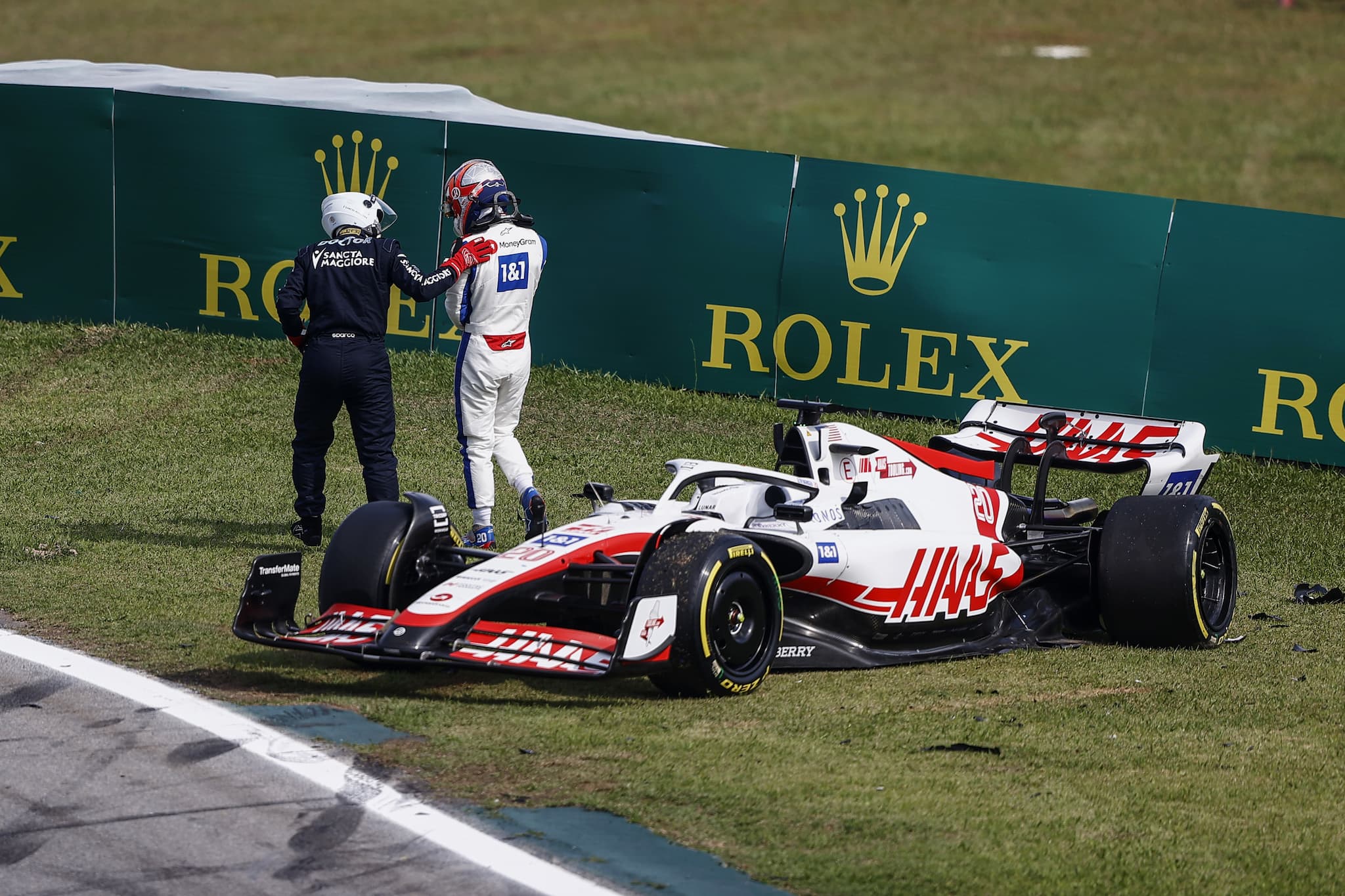 Magnussen przeżył szalony powrót do padoku po GP Sao Paulo