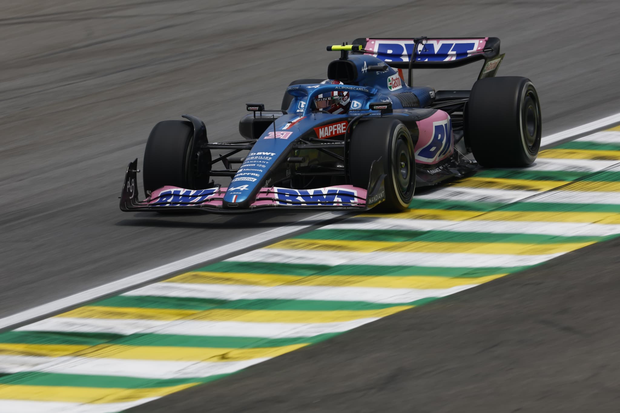 FP2: Ocon najszybszy, Sargeant zrobił kroczek do superlicencji