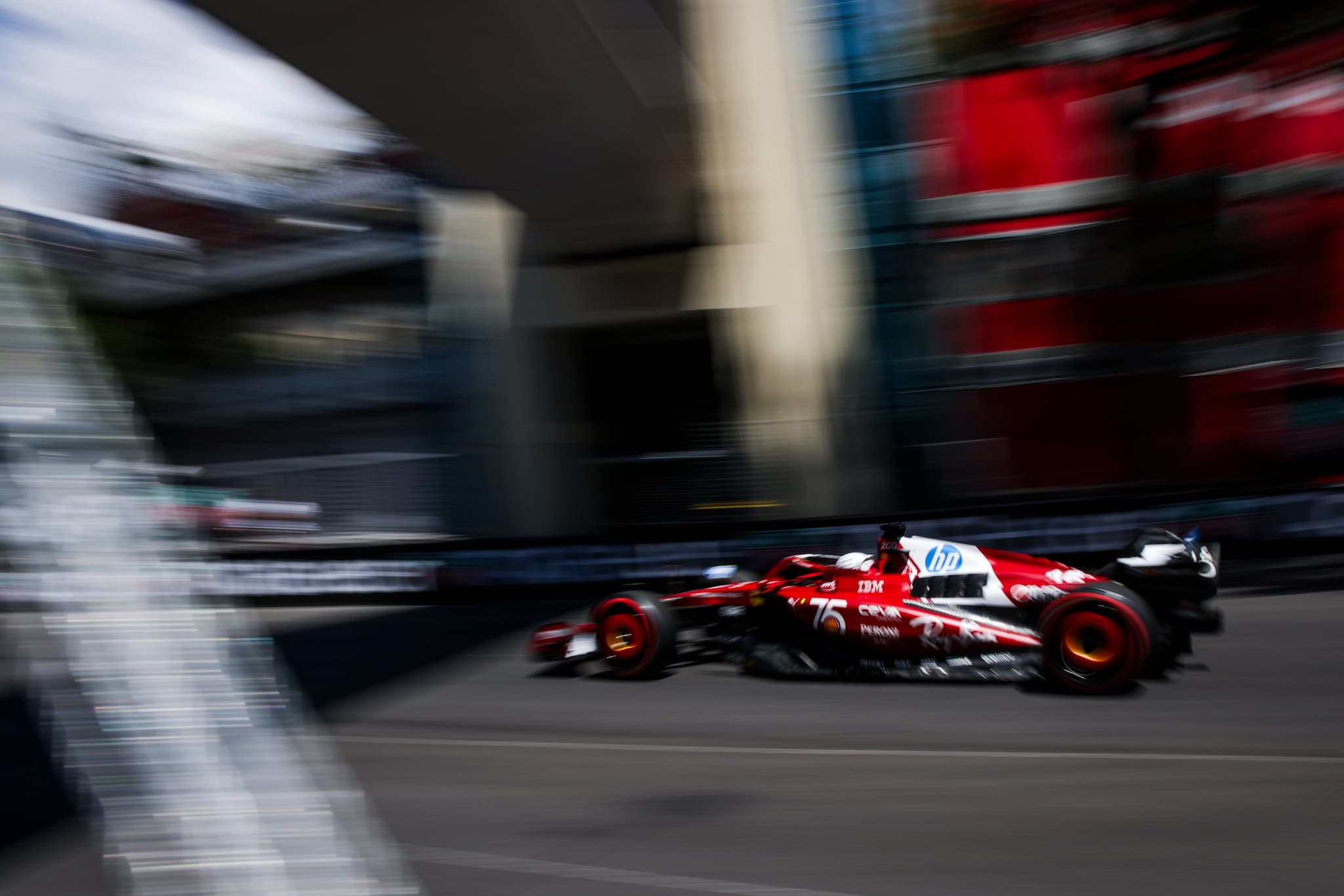 F1 szykuje się na strategiczny chaos w GP Monako. Pirelli ma pewne obawy