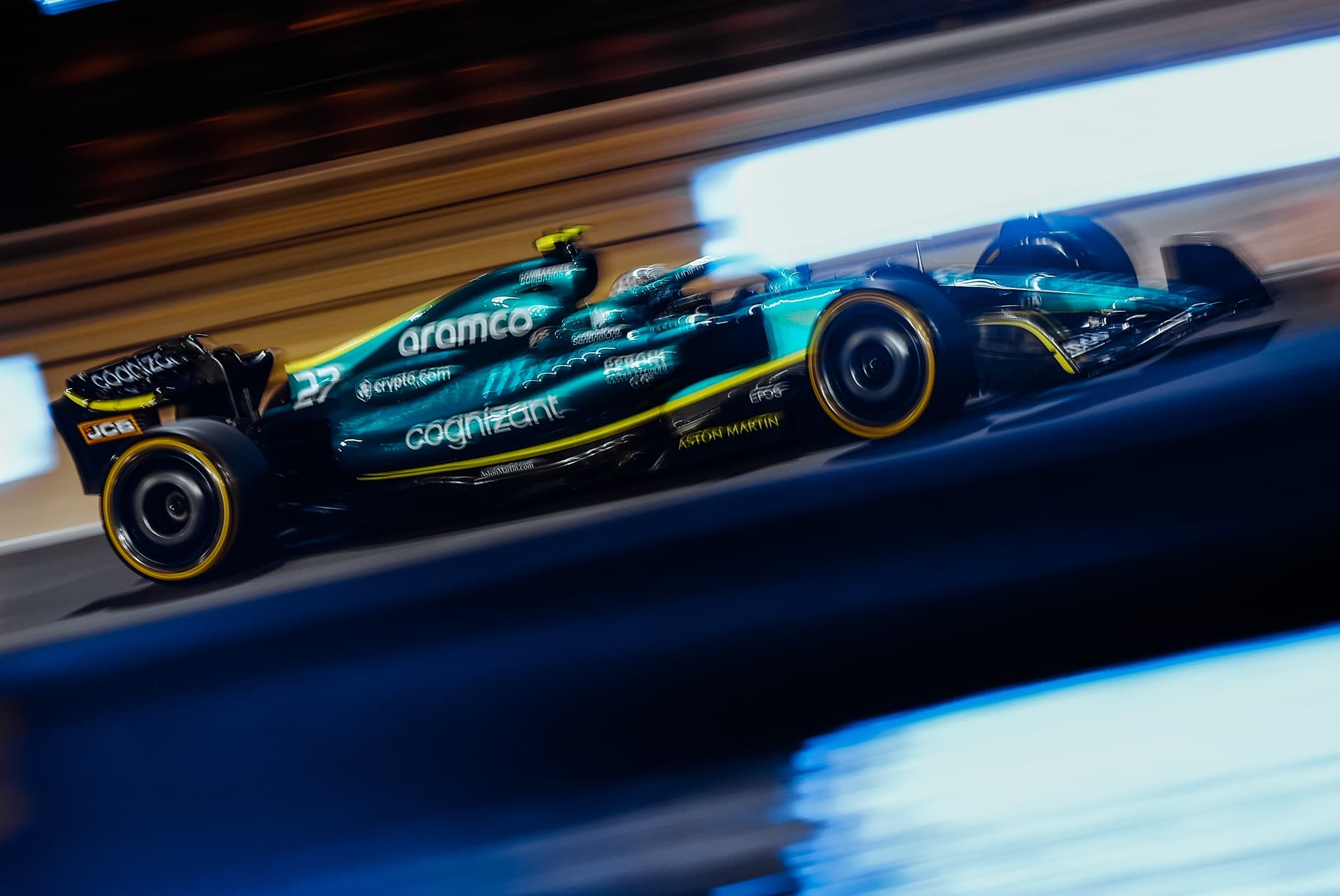 Aston Martin nie może rozwinąć skrzydeł przez problemy z podskakiwaniem