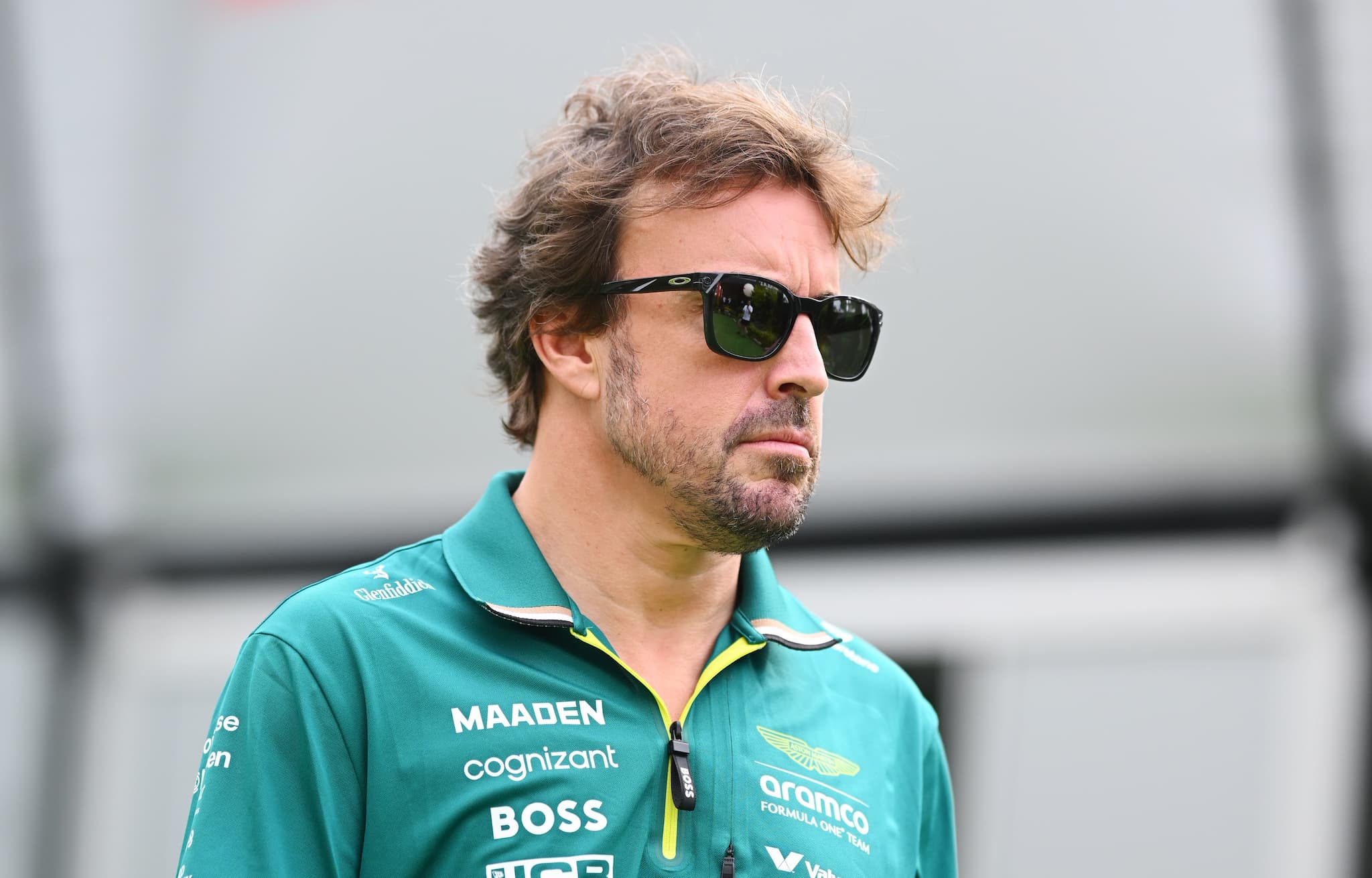 F1: Alonso totalnie wściekł się na Hamiltona. Sędziowie nałożyli karę na Lewisa