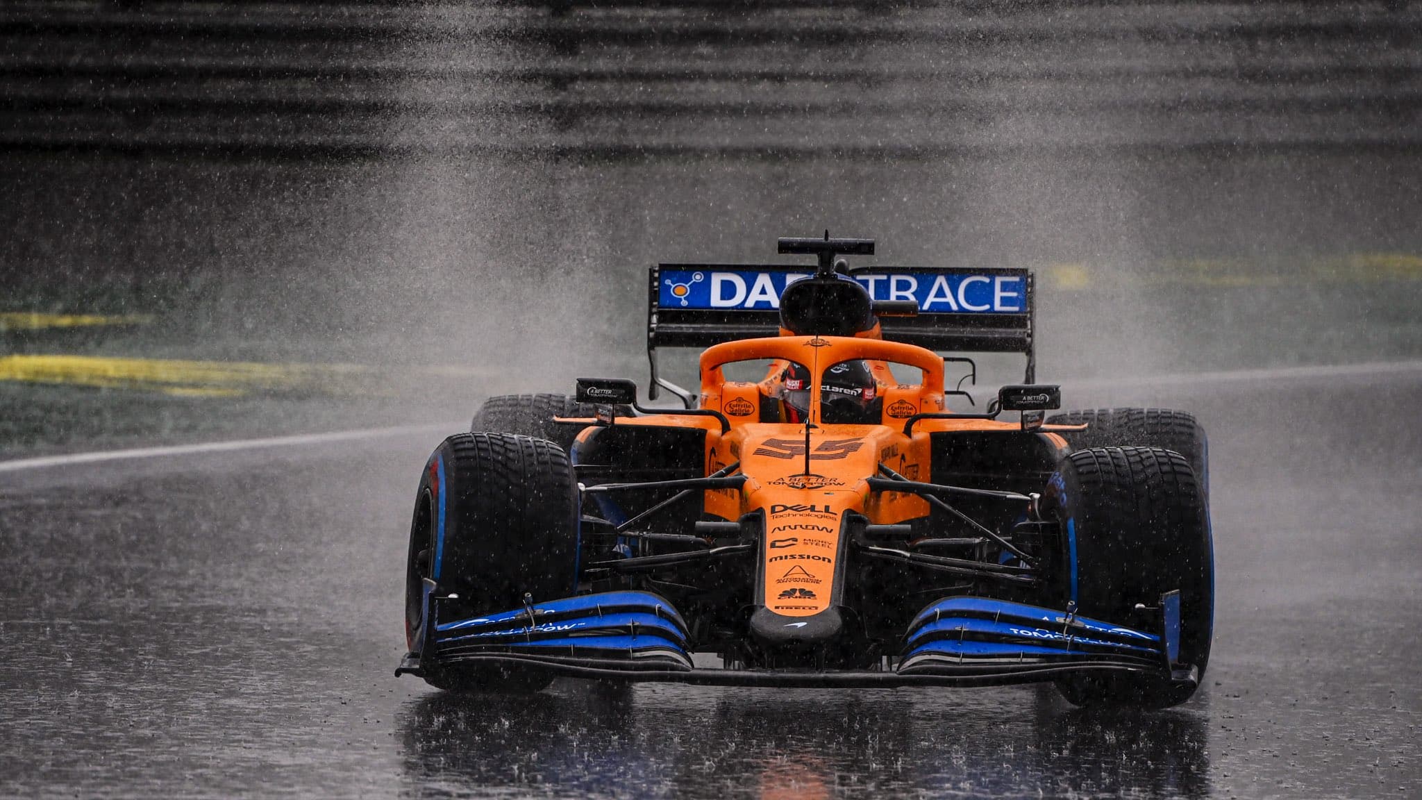 Carlos Sainz ukarany za incydent z Q2