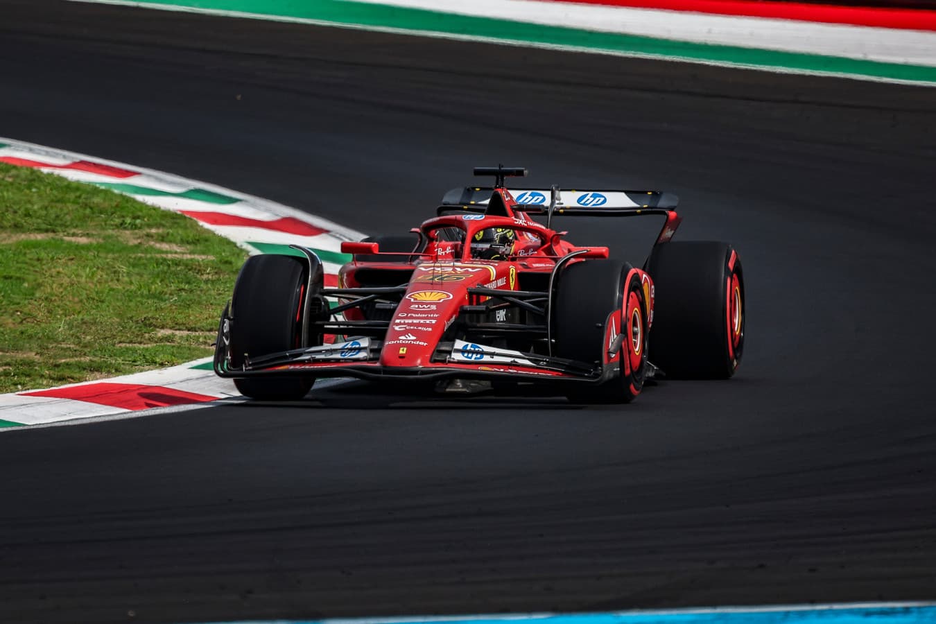 F1 w domu Ferrari! Rozkład jazdy GP Włoch 2025 (transmisja i godziny)