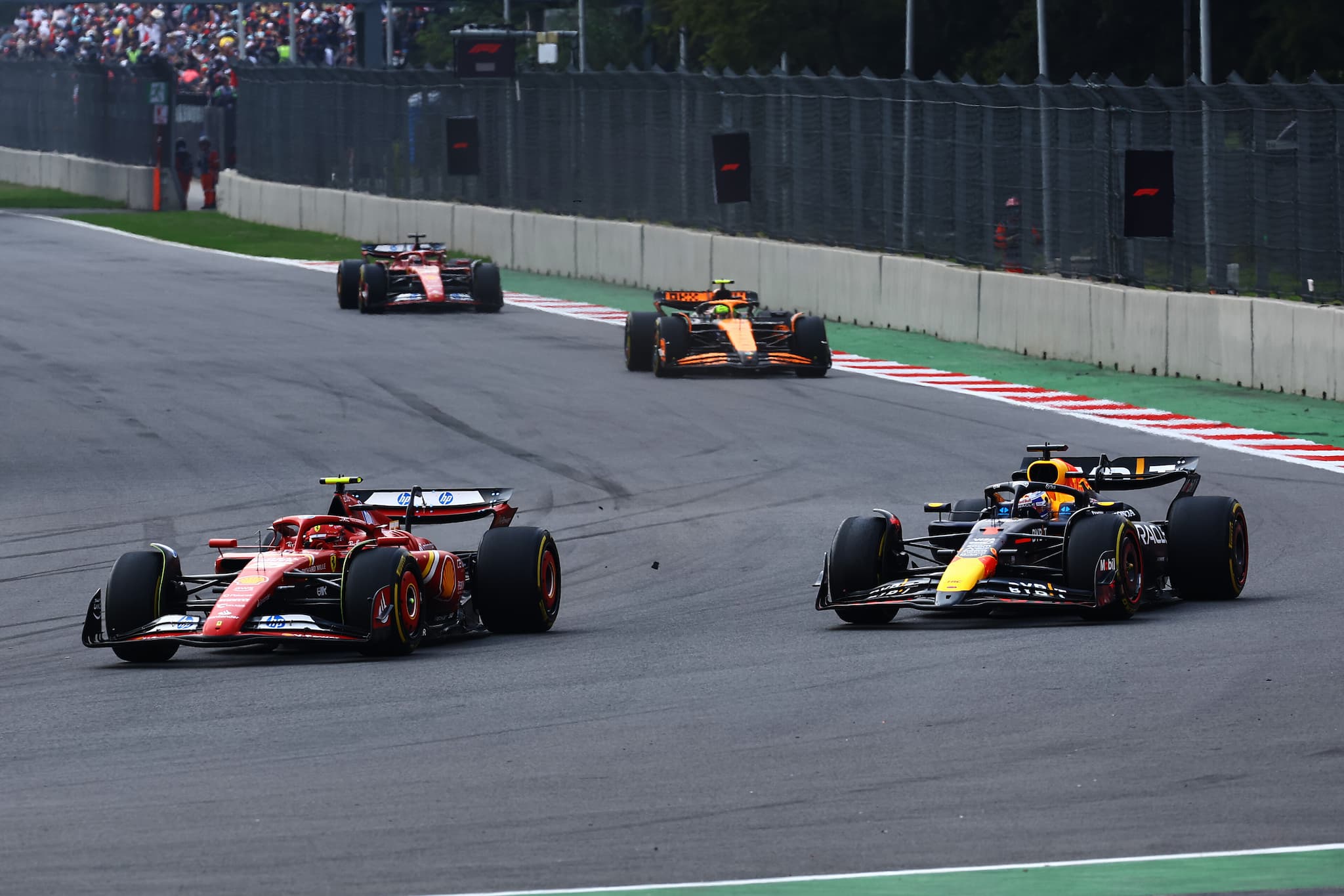 Ferrari ma szansę na mistrzostwo świata F1. Red Bull spadł w tabeli konstruktorów