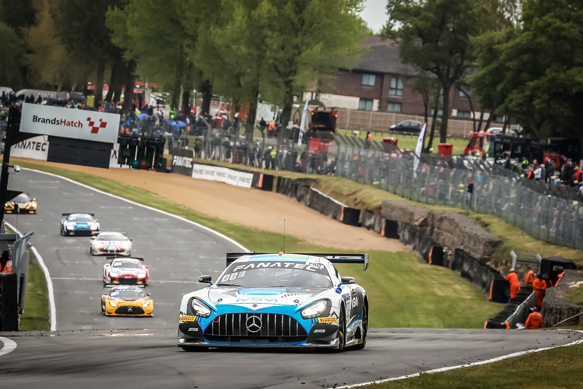 AF Corse i Akkodis ASP wygrywają na Brands Hatch. Zwycięstwo JP Motorsport w Pro-Am Cup