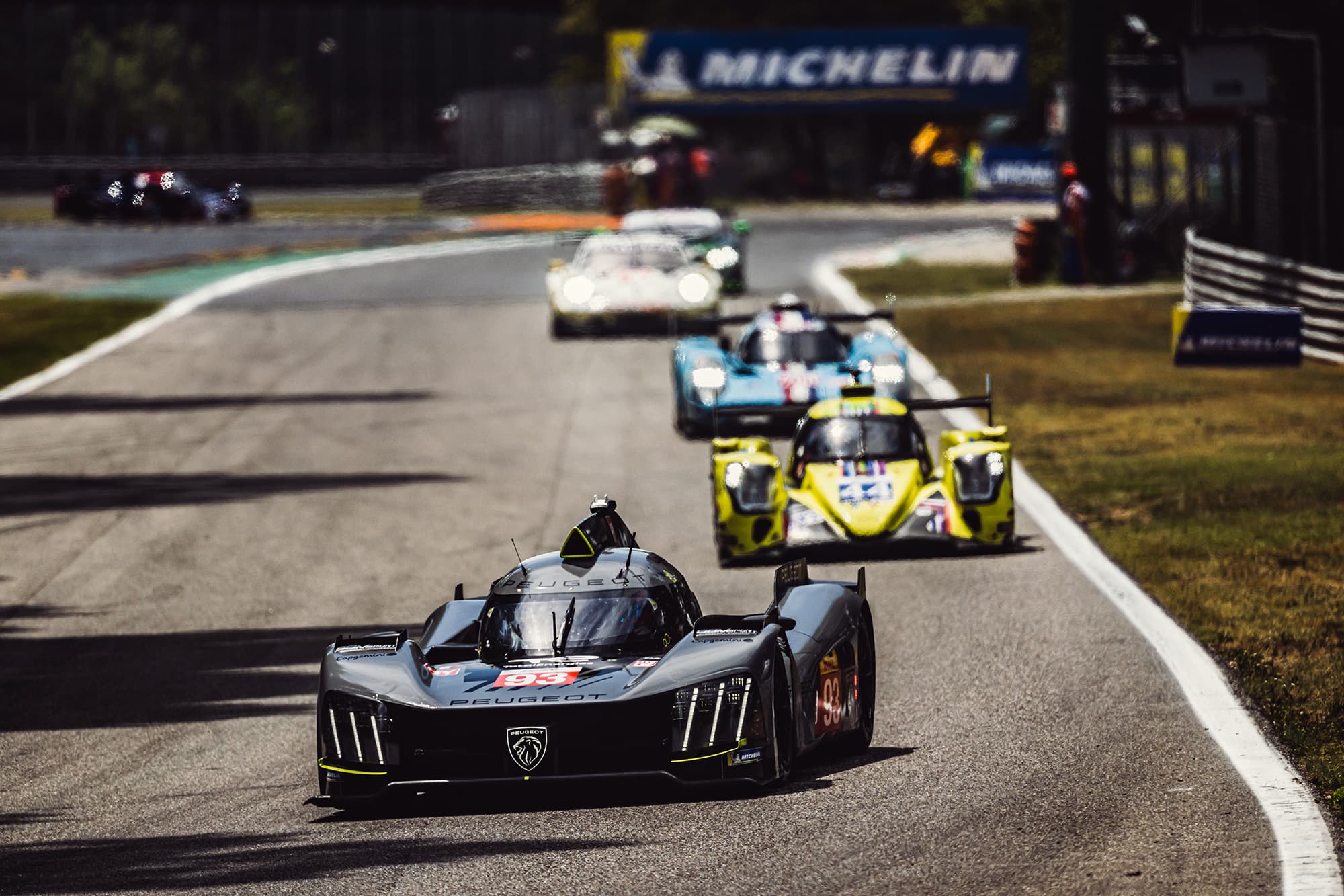 6h Monza: Piekarze blisko podium, kara Kubicy i triumf Alpine