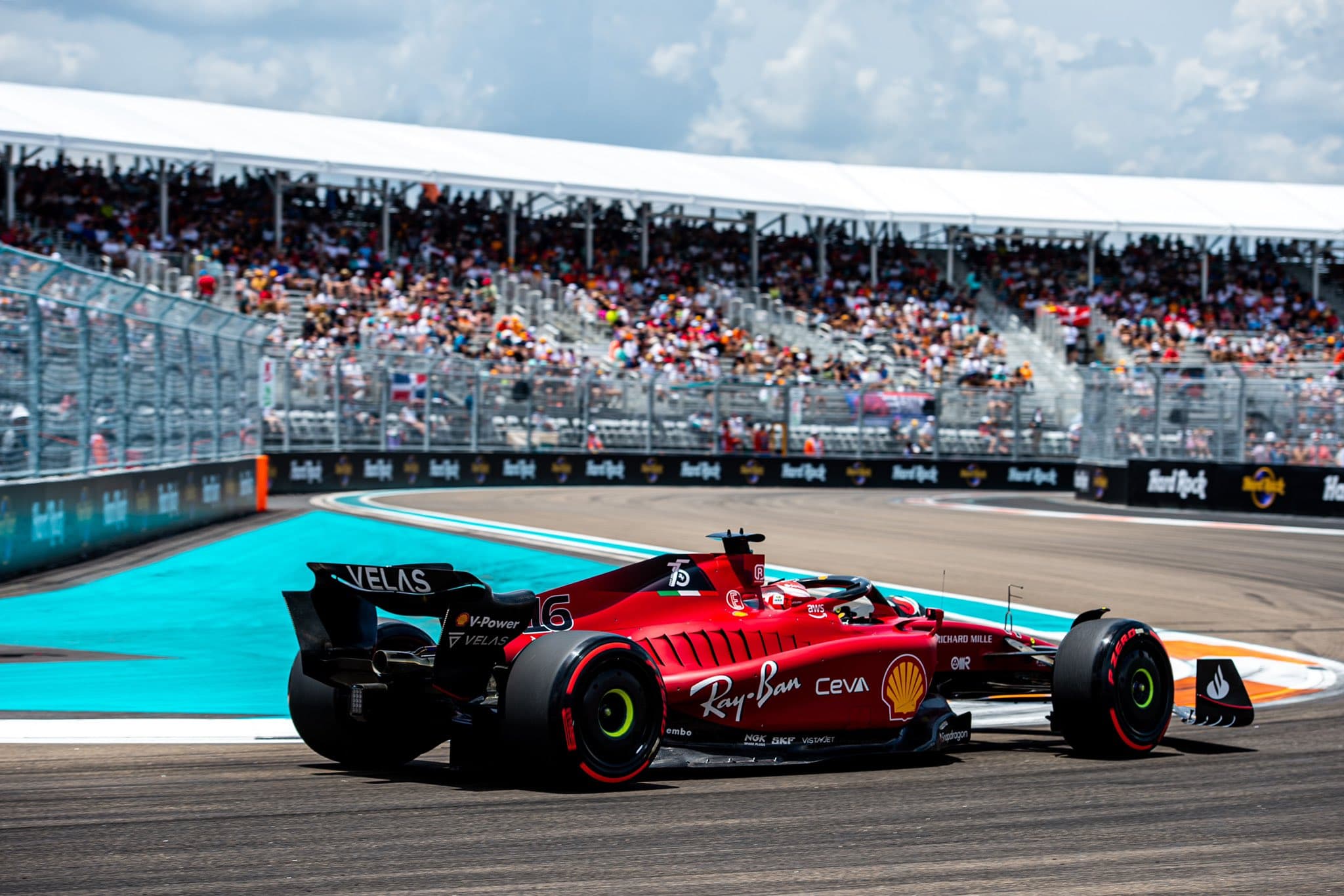 Ferrari pokonało Red Bulla w czasówce w Miami!