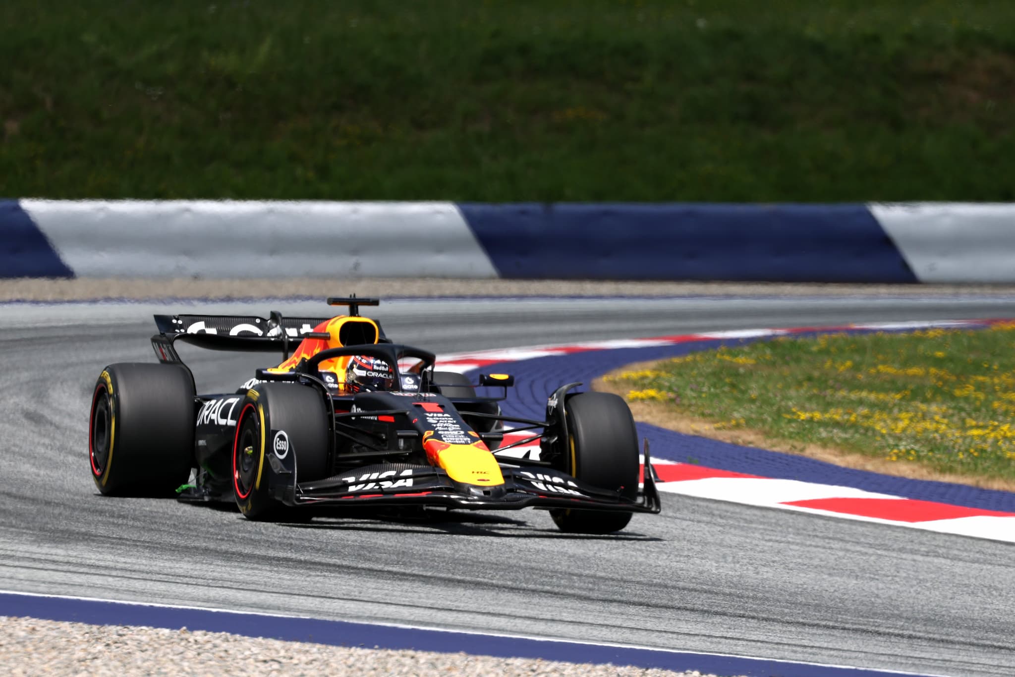 F1: Red Bull skopiował Ferrari, McLaren znów walczy z problemami Norrisa