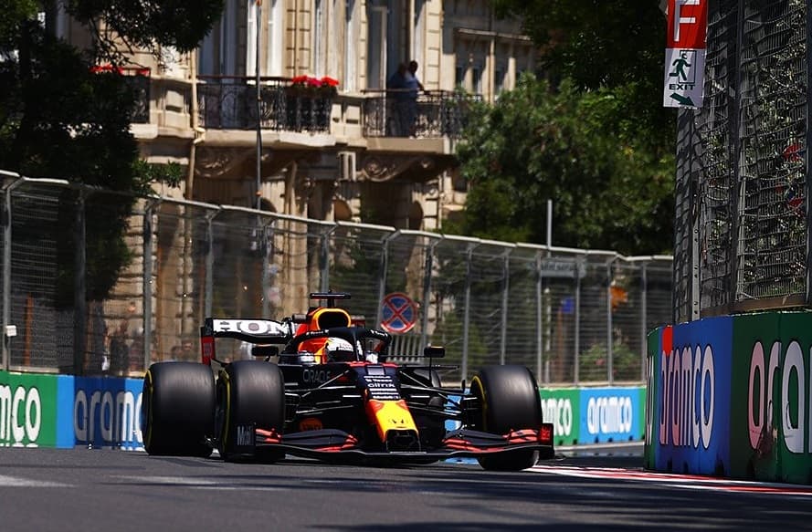 FP1: Verstappen na czele, Ferrari nadal szybkie