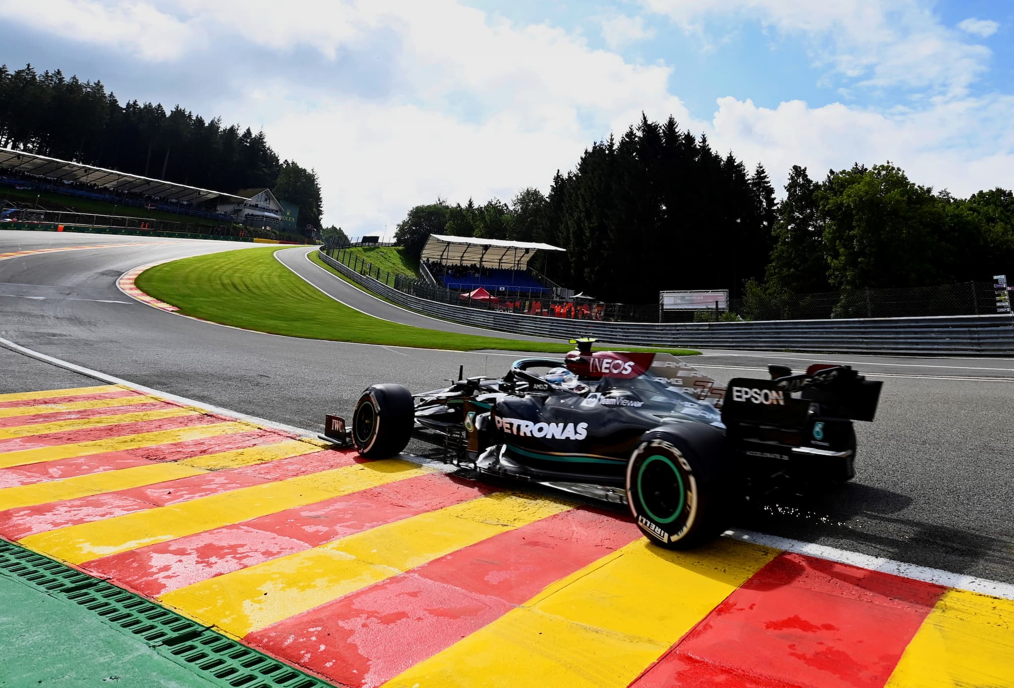 FP1: Bottas najszybszy, problemy Raikkonena 