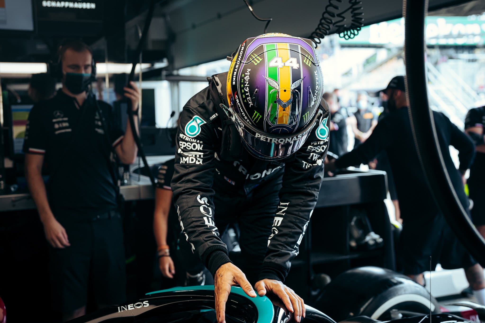 FP1: Mocna końcówka Hamiltona