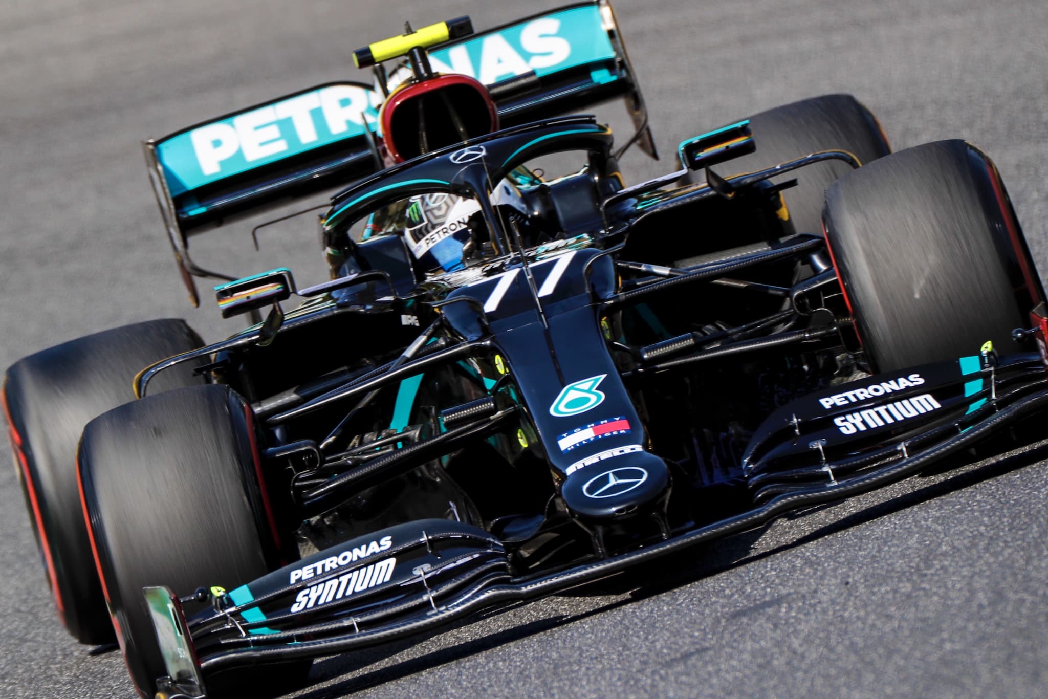 FP1: Wypadek Latifiego, Bottas najszybszy