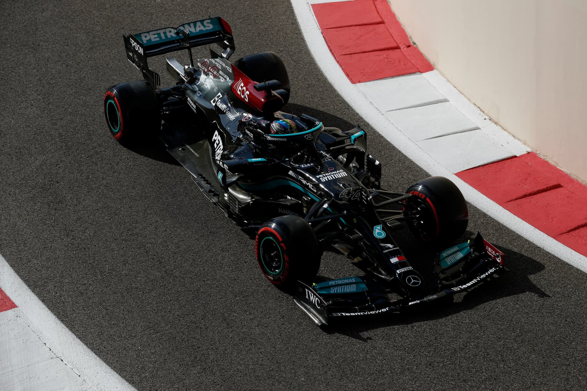 FP3: Hamilton na czele ostatniego w sezonie treningu