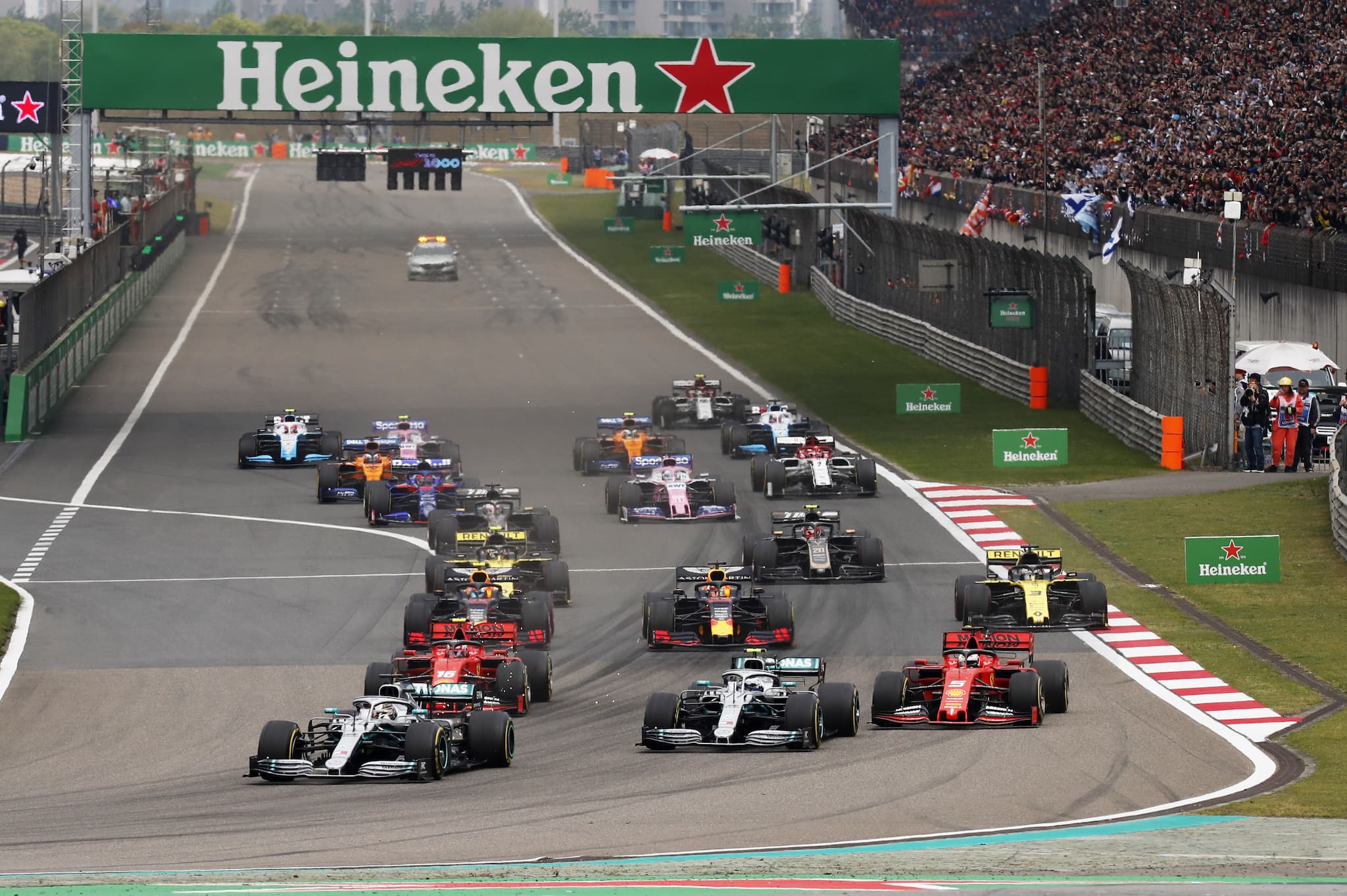 Mimo trzech lat przerwy GP Chin przedłużyło umowę z F1