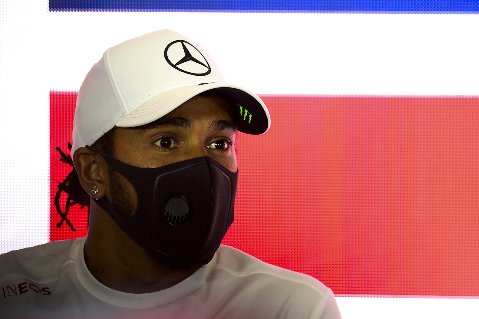 Hamilton celuje w pozostanie w F1 do 2023 roku
