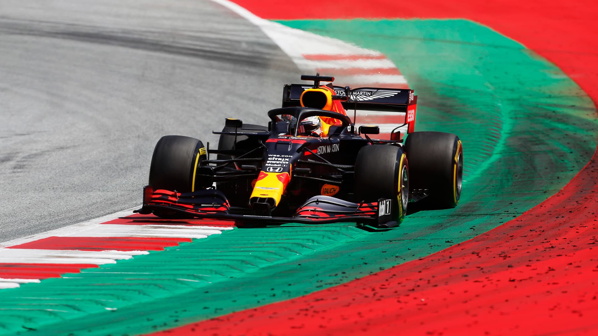 Verstappen: W większości zakrętów jesteśmy szybsi