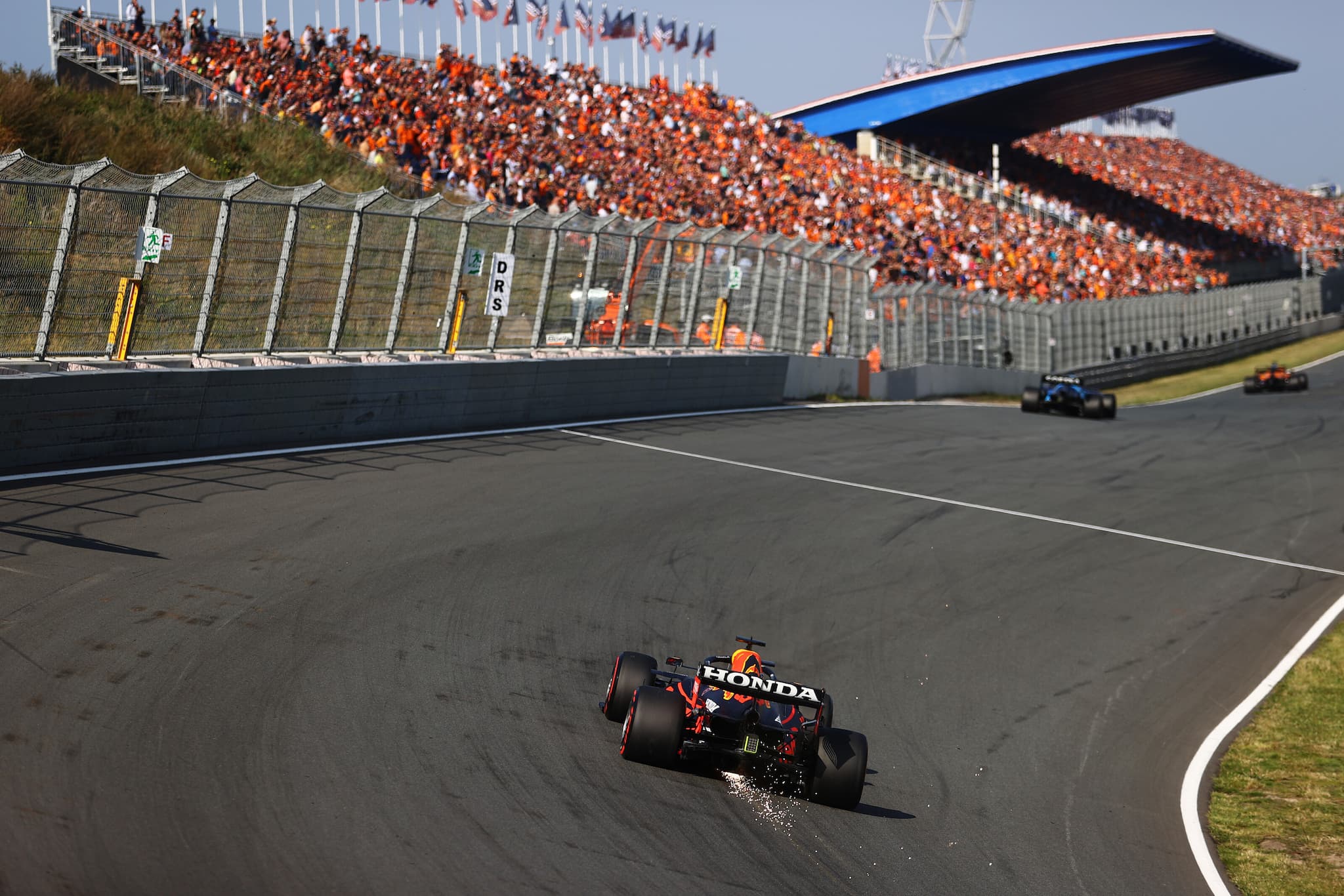 Verstappen wezwany do sędziów przed FP3
