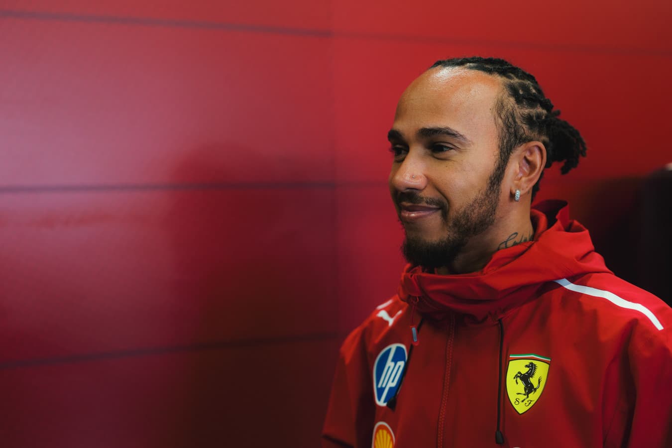 F1: Hamilton uniknął kary za szybką jazdę przy żółtych flagach