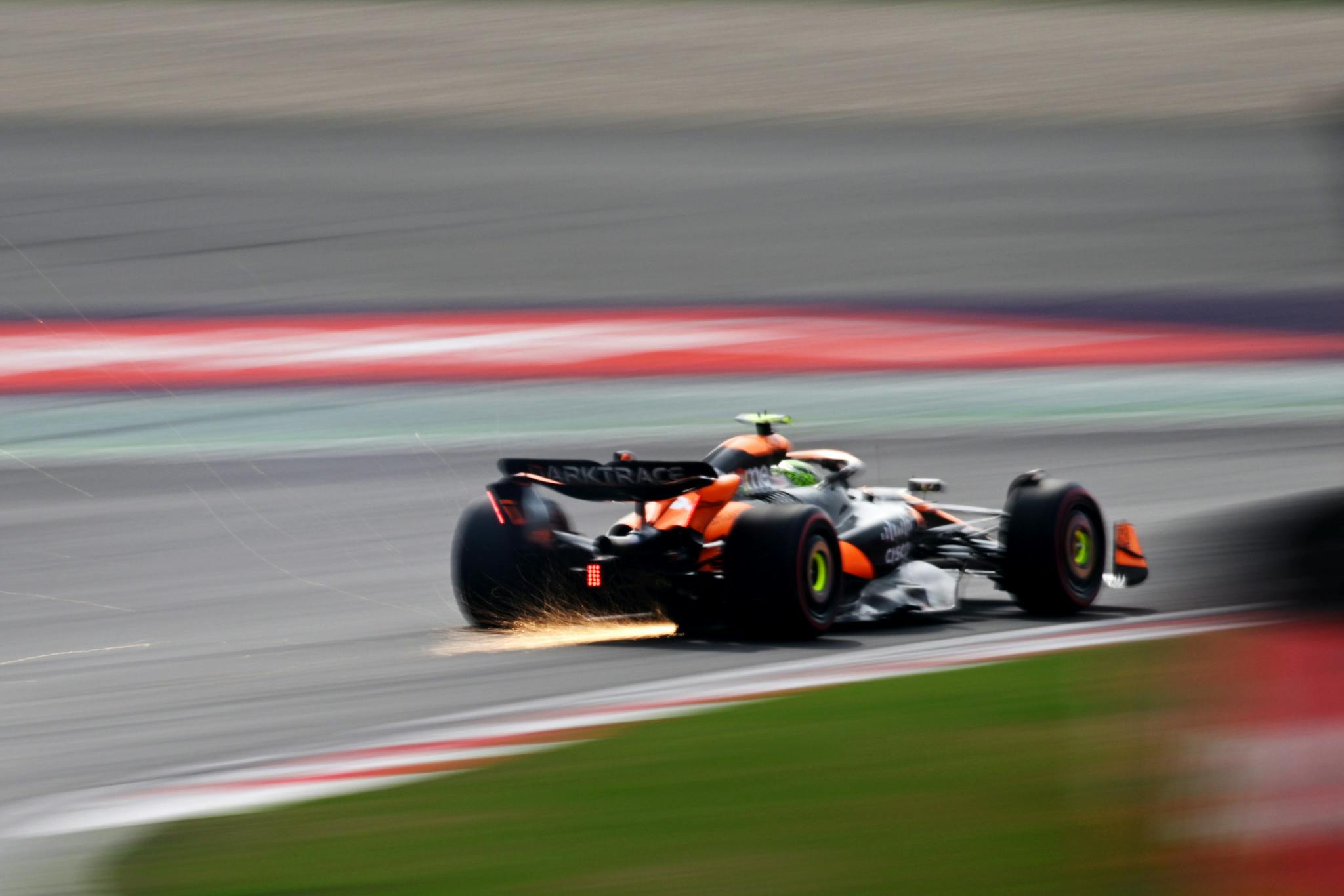 McLaren ma pierwszy wielki pakiet poprawek. Tylko jedno auto dostanie całość