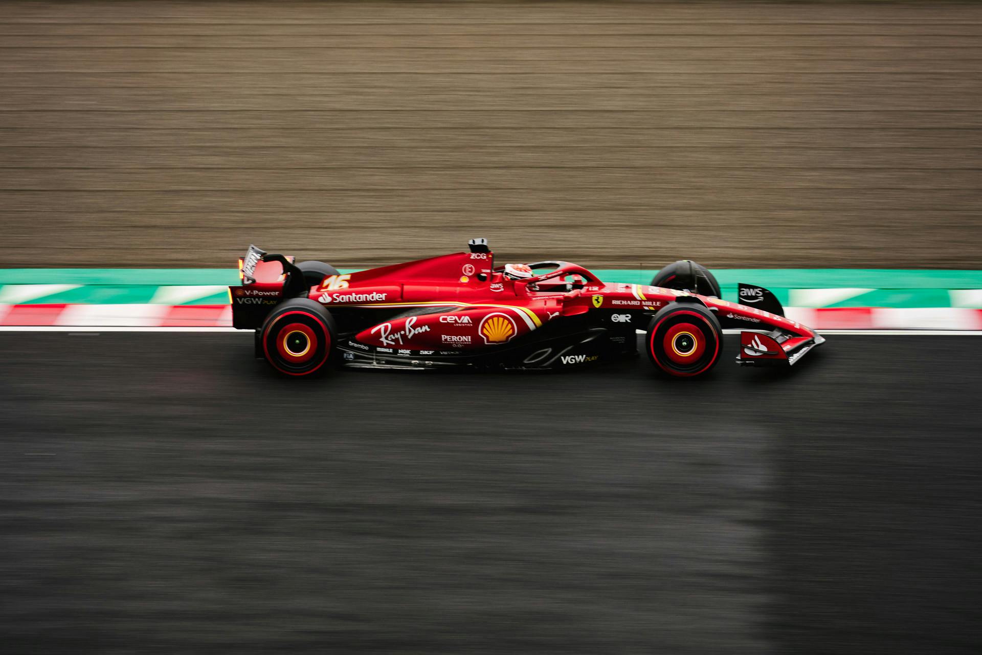 FP3: Verstappen najlepszy na jednym kółku, Ferrari szybkie w tempie wyścigowym