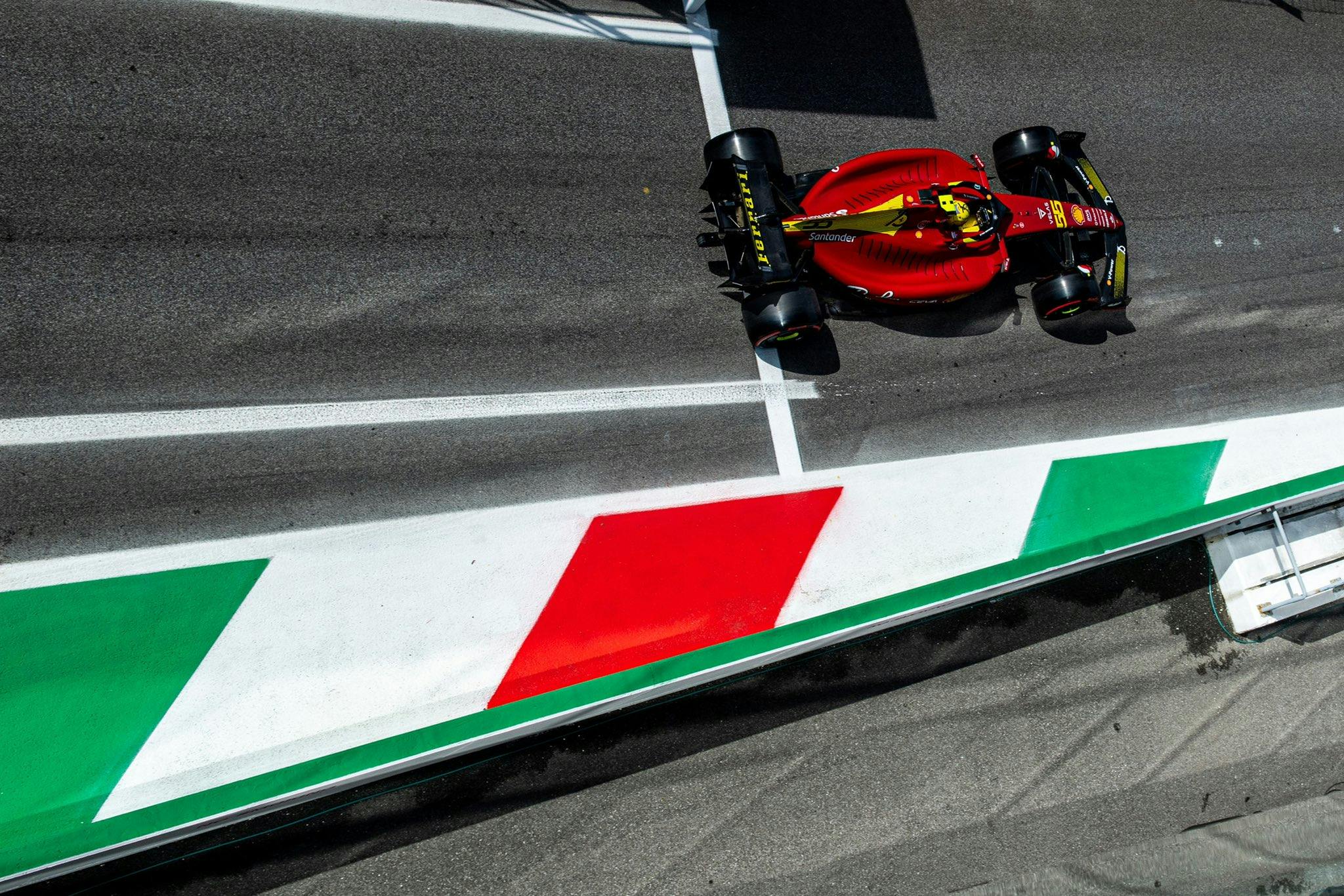 FP2: Sainz z najlepszym czasem, awaria Schumachera
