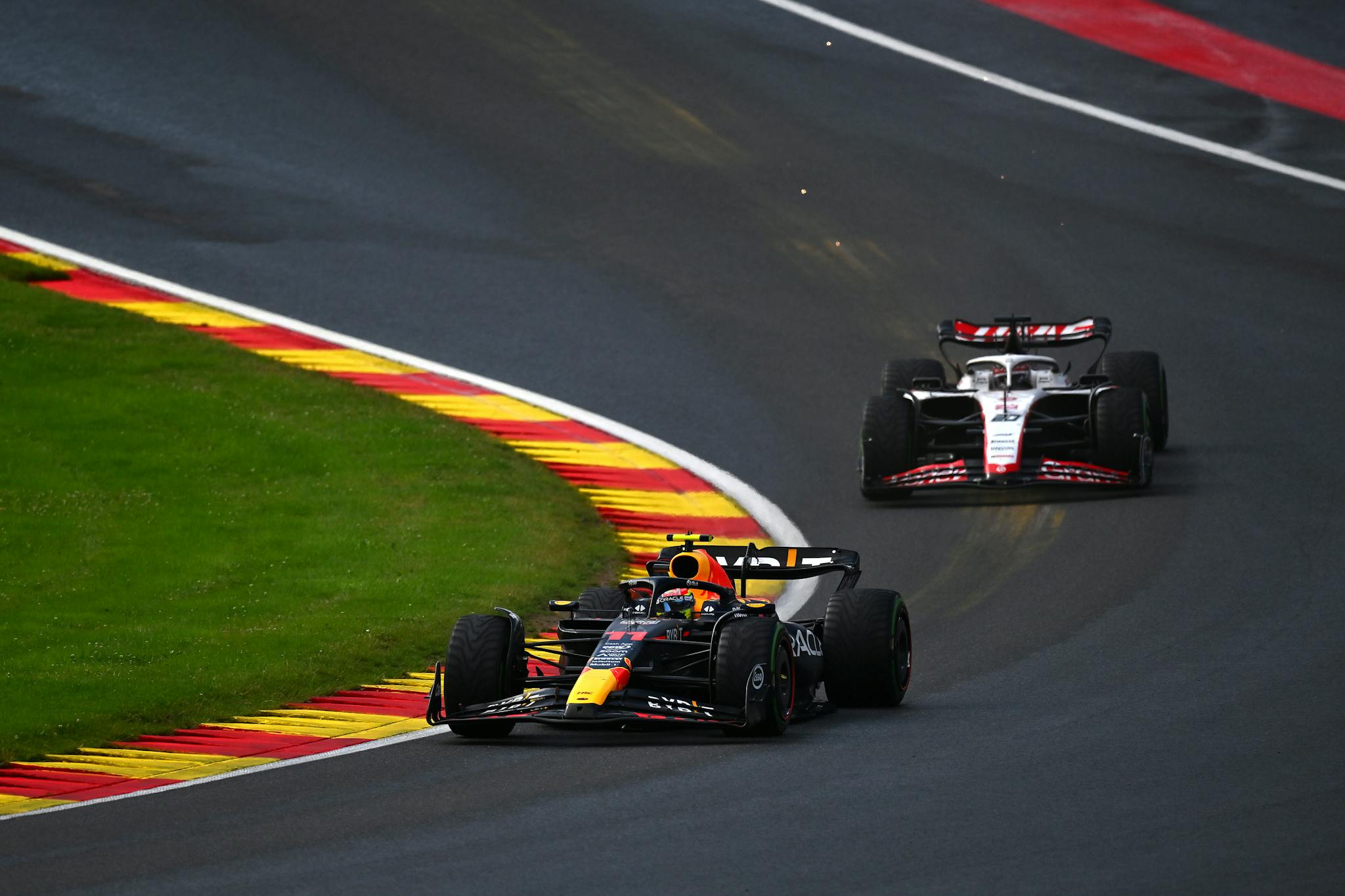 Kolejne zespoły F1 planują iść w stronę koncepcji Red Bulla