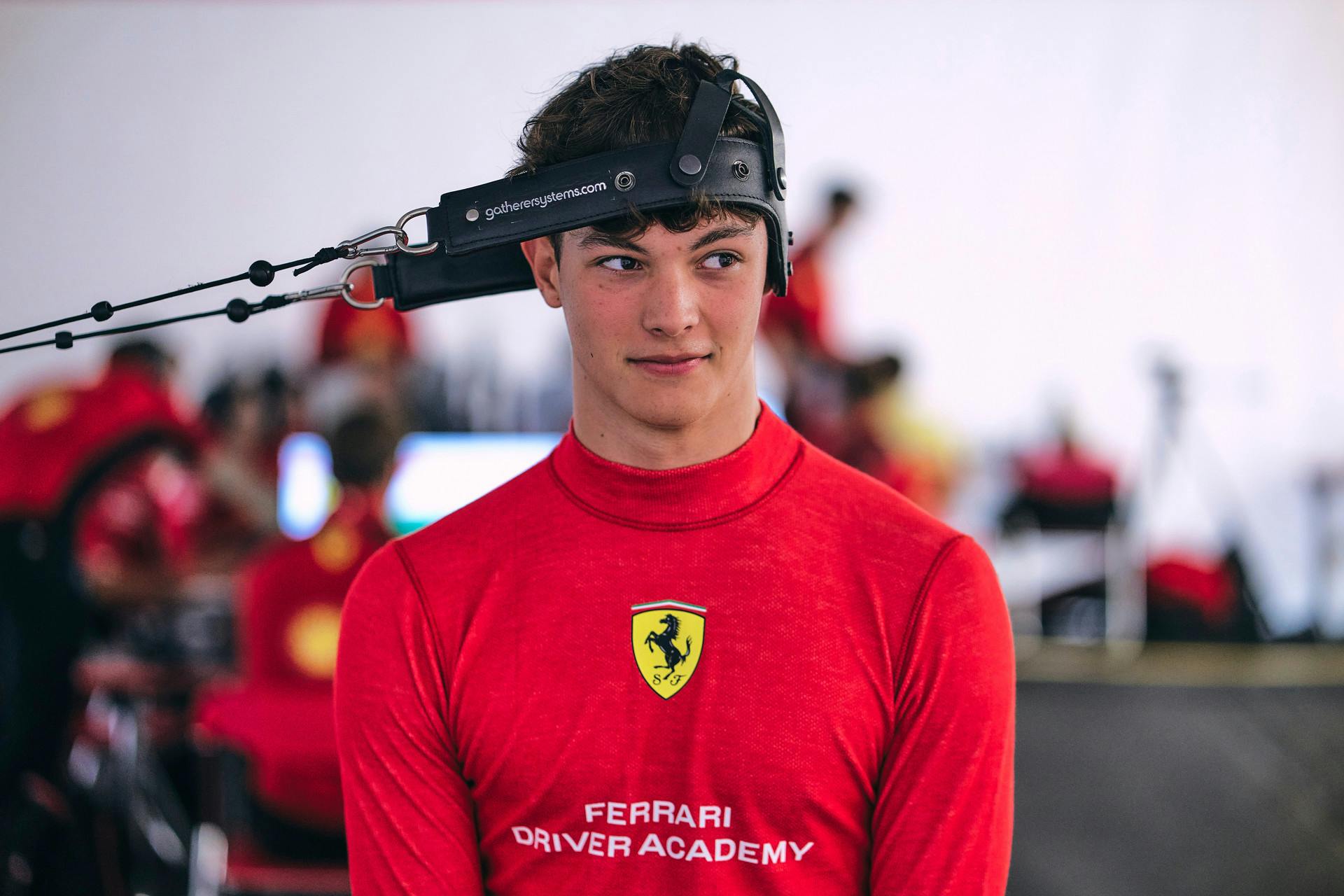 Ferrari myśli też o przyszłości. Wielki talent zaliczy poważny program w 2024 roku