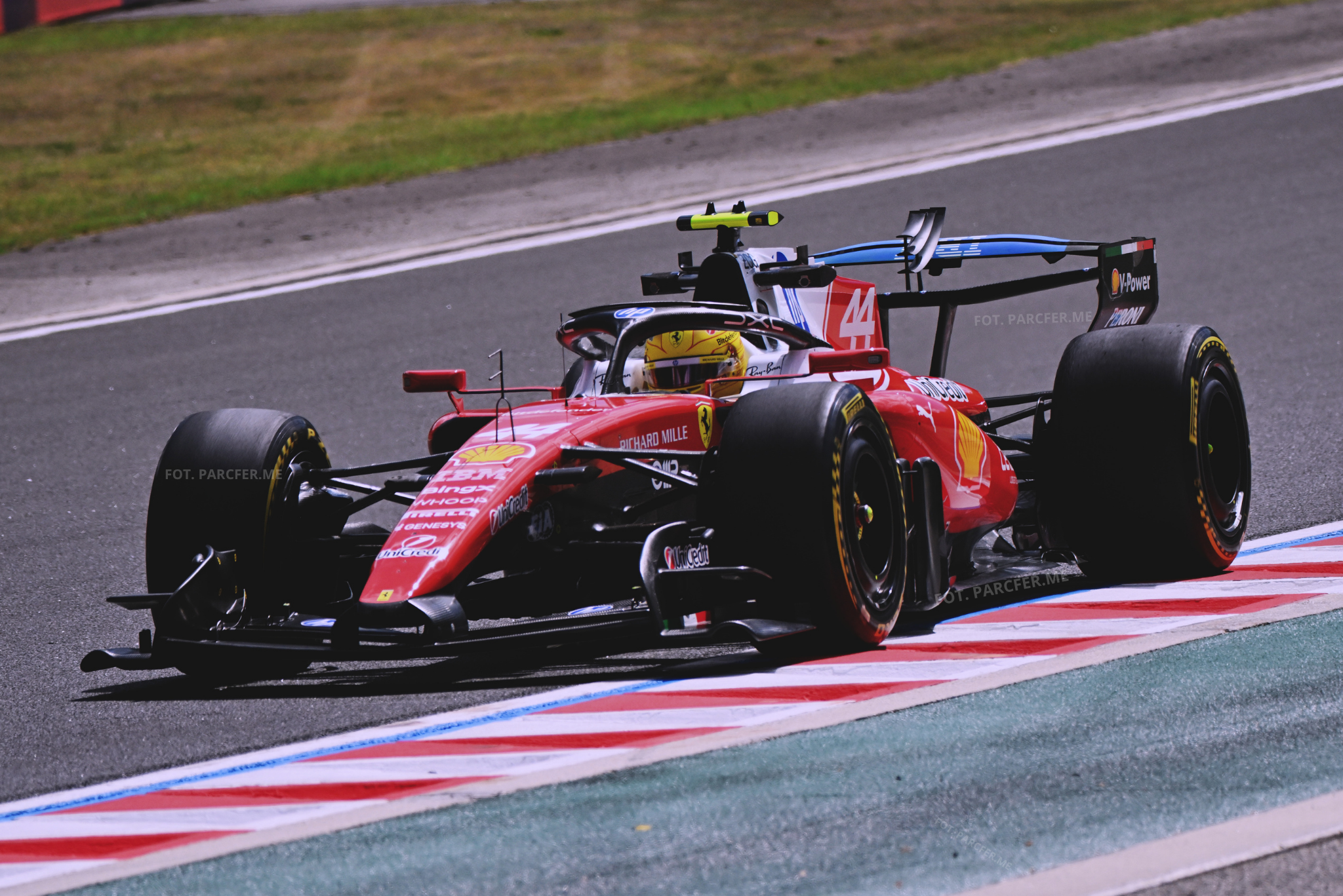 Kraksa Colapinto, dwa Ferrari na szczycie w drugim treningu F1 na Węgrzech