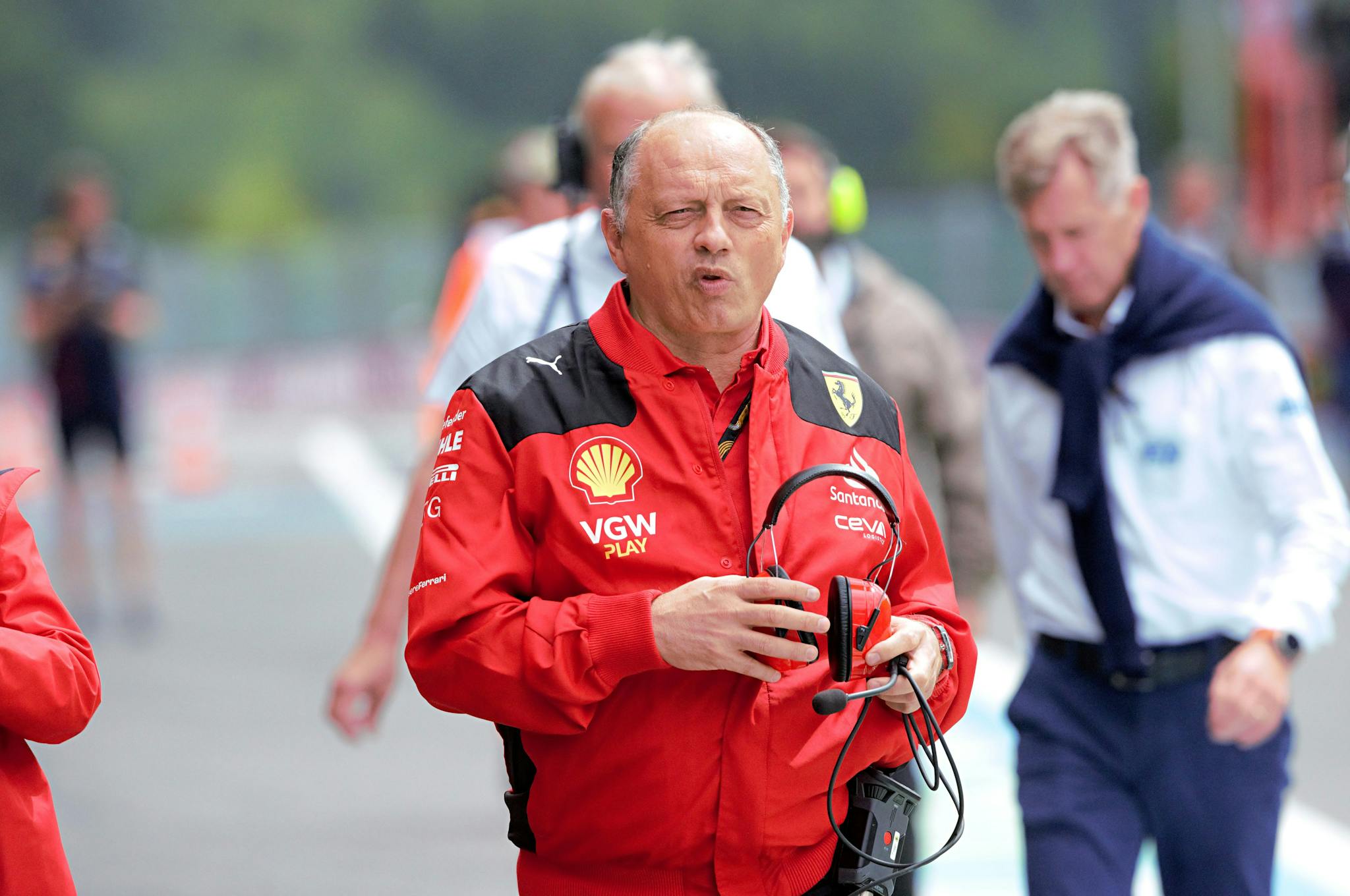 Ferrari trzymało Sainza na torze, ponieważ wpadło na sprytny plan