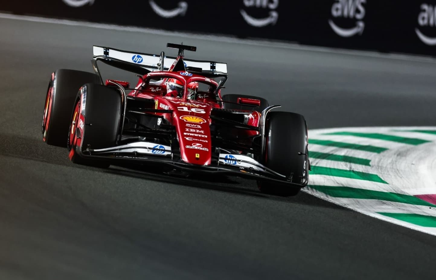 Ustawienie na starcie wyścigu F1 (GP Arabii Saudyjskiej 2025)