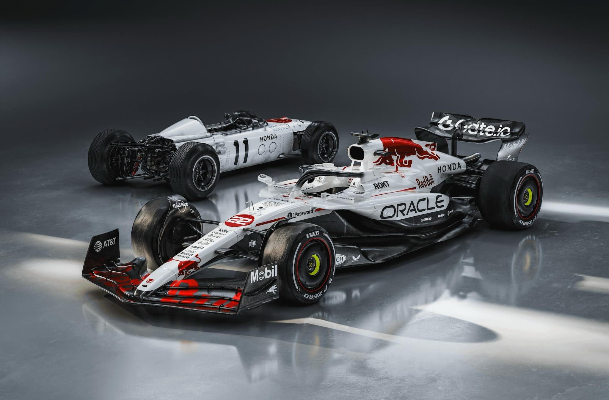 Red Bull pokazał białe malowanie bolidu F1 na GP Japonii 2025