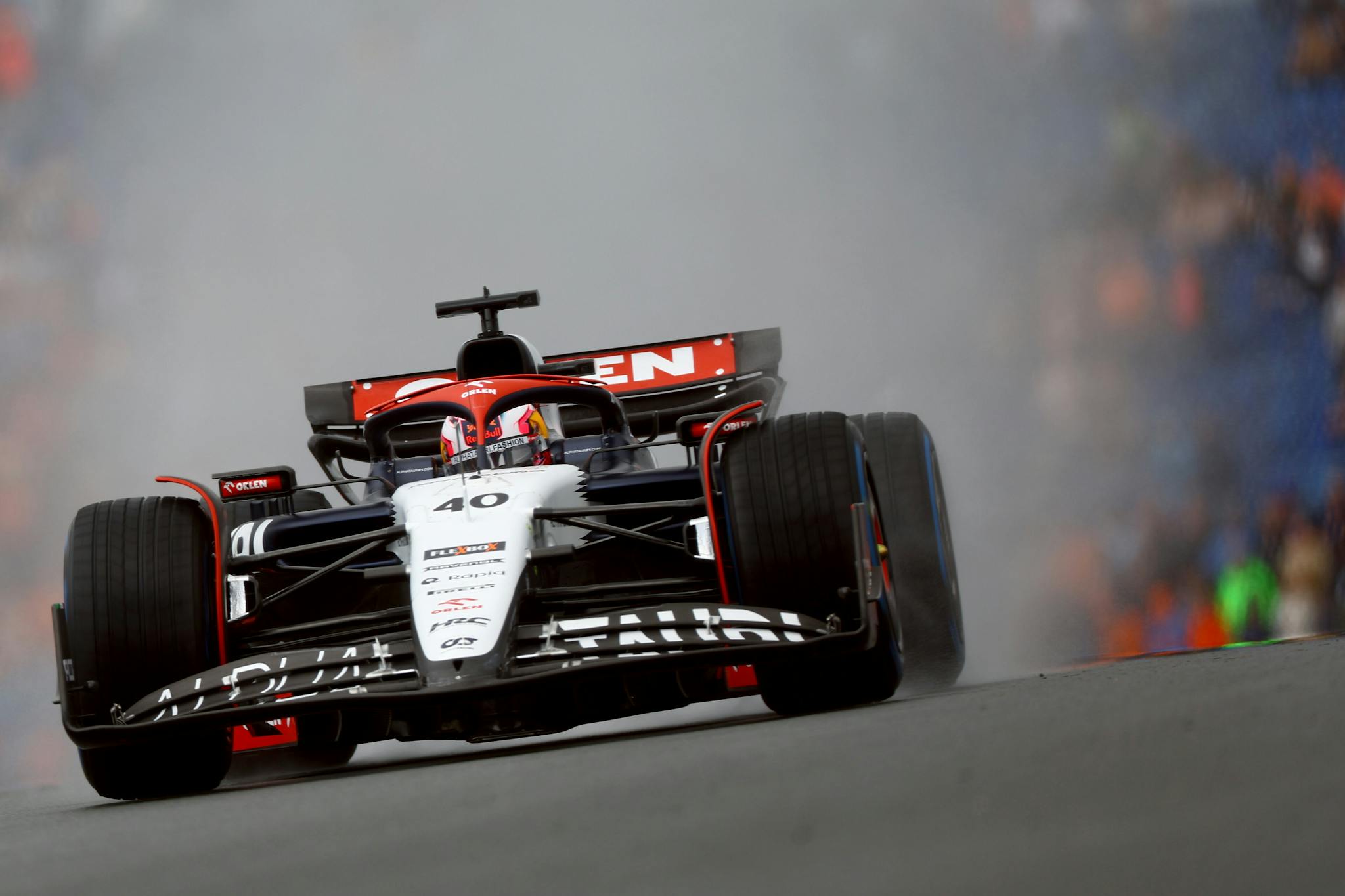 FP3: Verstappen na czele. Lawson i wielu innych kierowców z przygodami