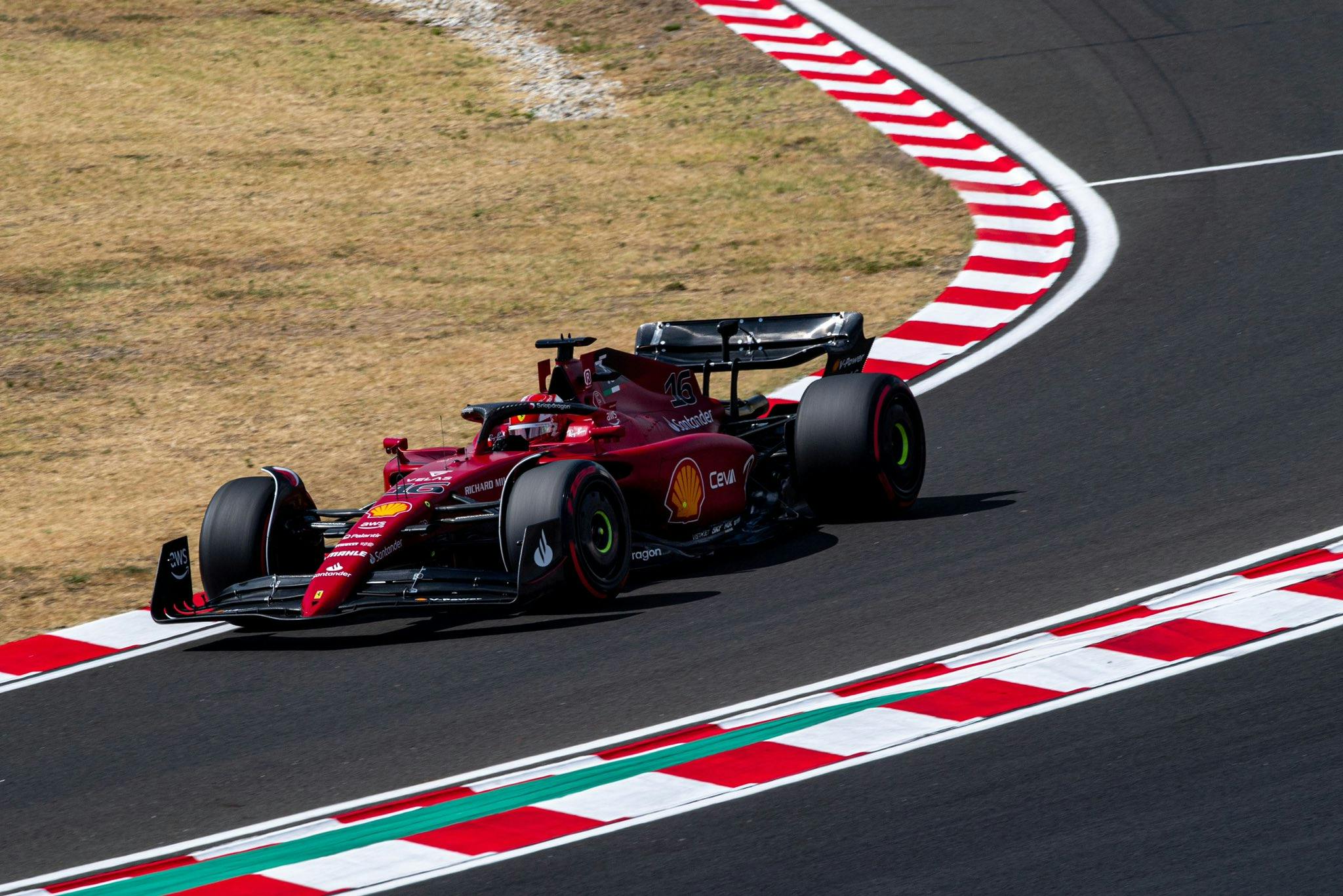 Leclerc najszybszy w FP2, zaskakująco szybki McLaren