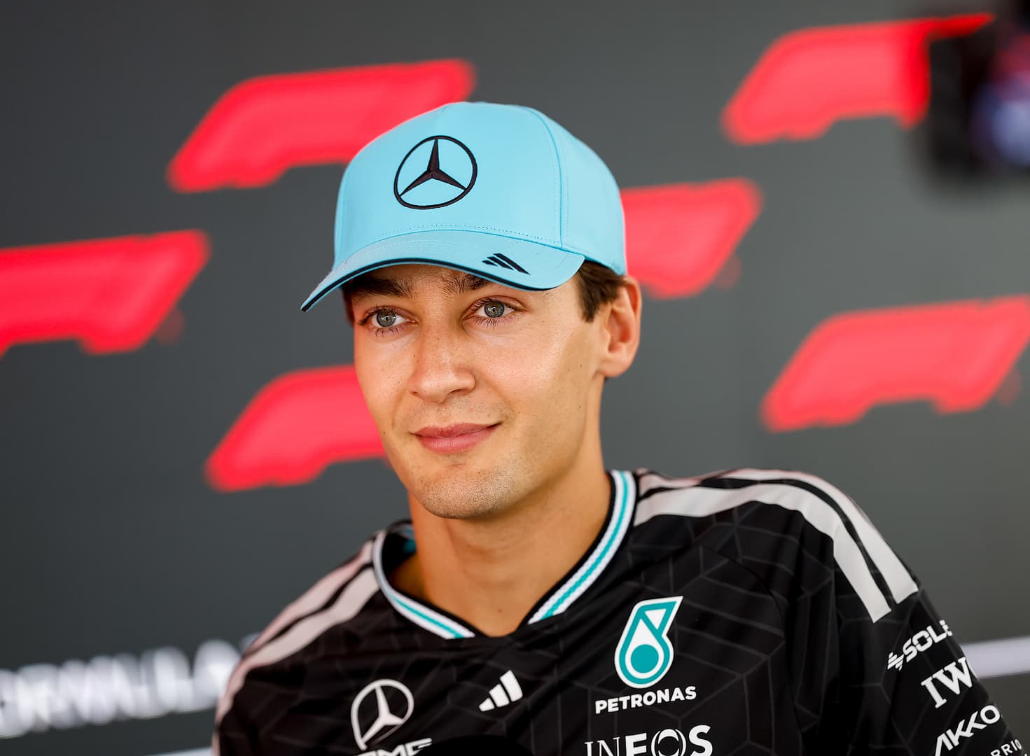 F1: Dziwne problemy Russella na prostych. Bezsilność kierowcy Mercedesa