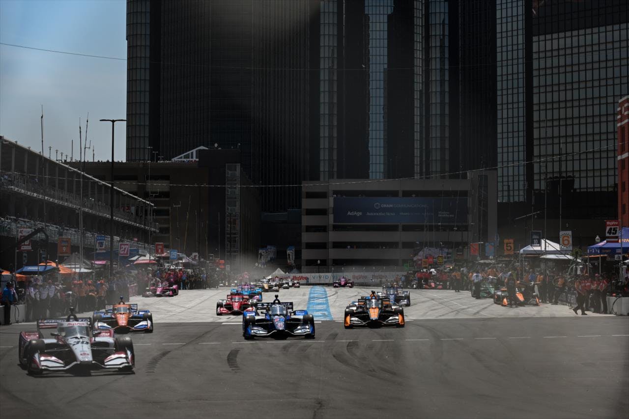 Co łączy Ayrtona Sennę z wyścigiem IndyCar w Detroit?