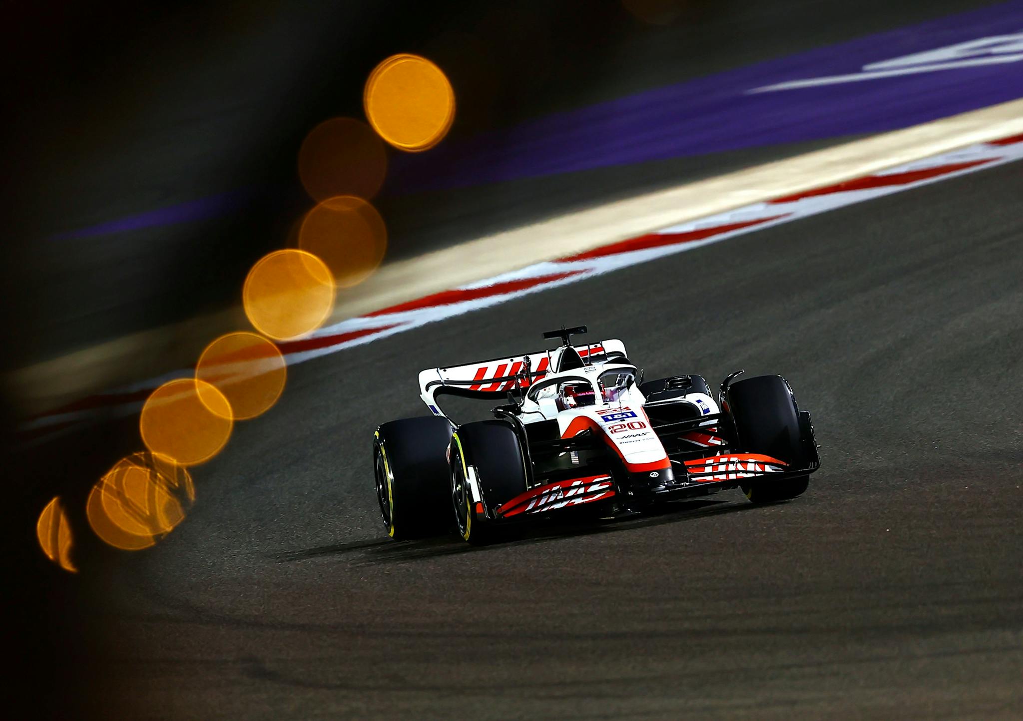 Haas może zaskoczyć w trybie wyścigowym