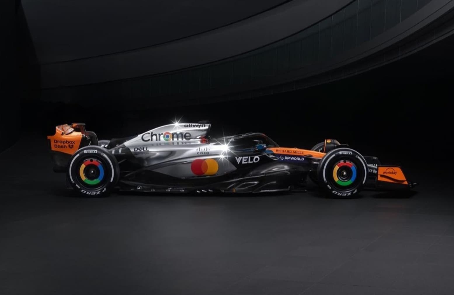 F1: McLaren powraca do srebrnego malowania na GP Wielkiej Brytanii!