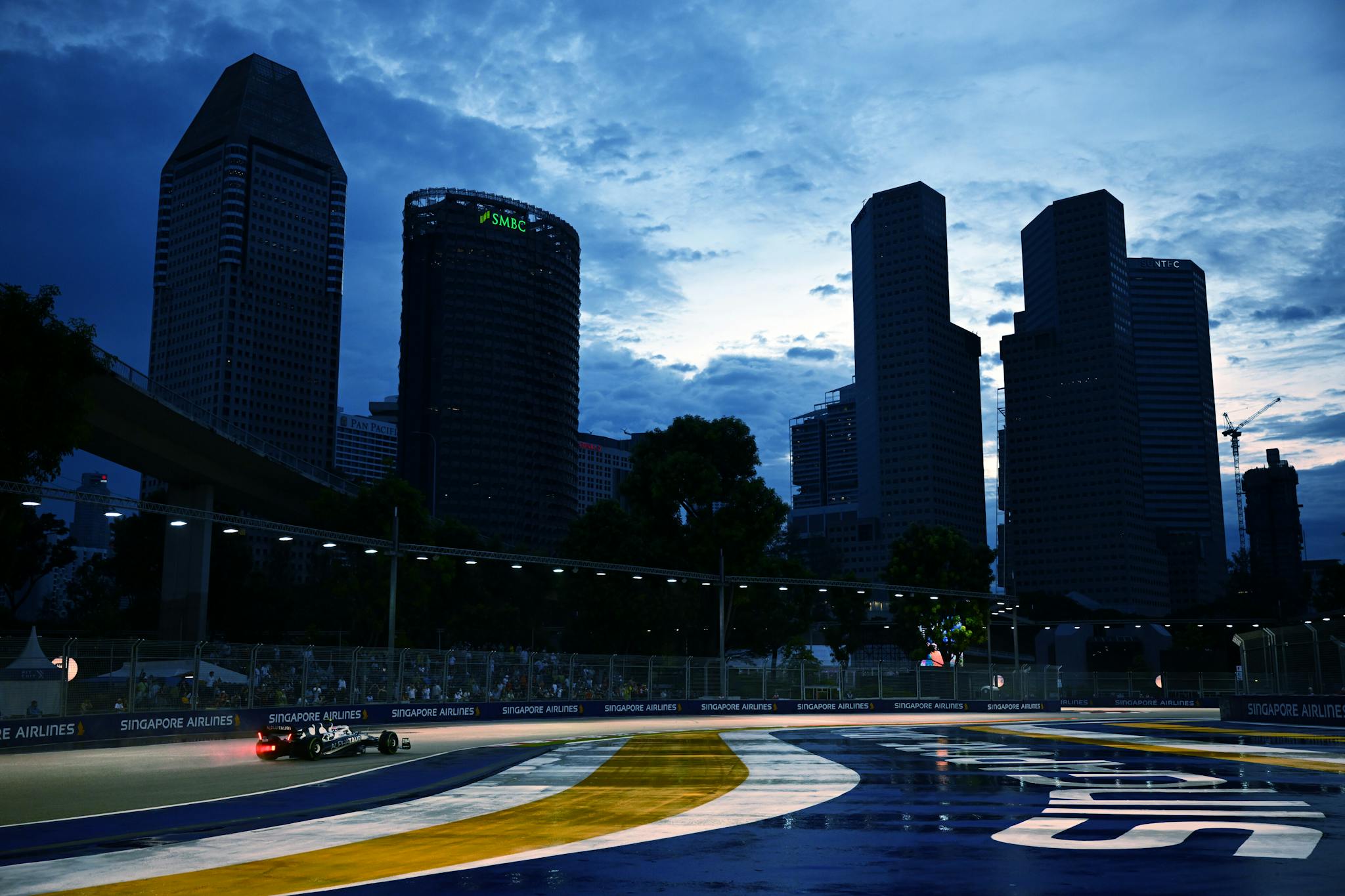 Rozkład jazdy GP Singapuru 2023 + FRECA z Kucharczykiem (transmisja i godziny)
