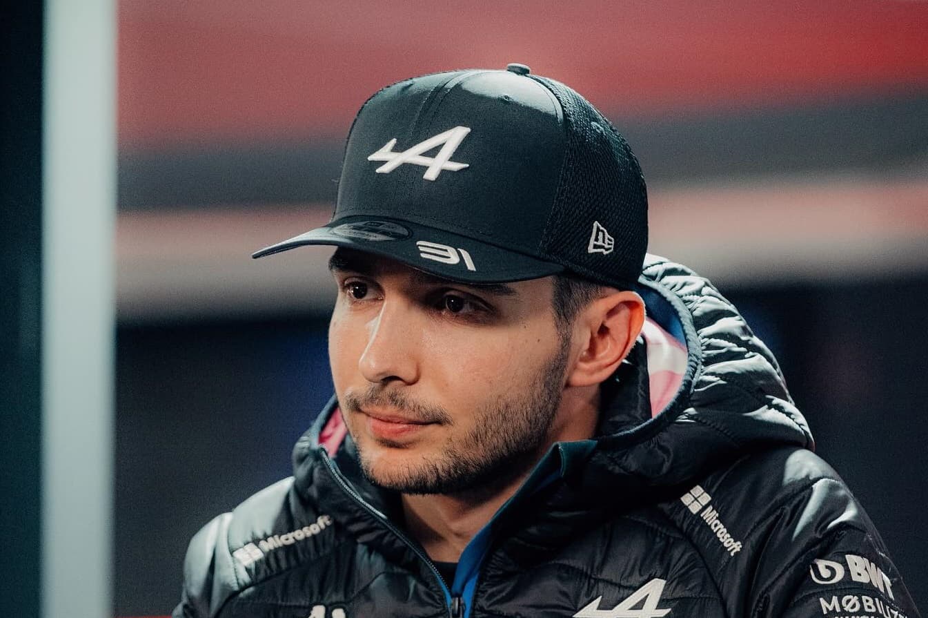 Ocon i Sargeant mają cięższe bolidy niż ich zespołowi koledzy